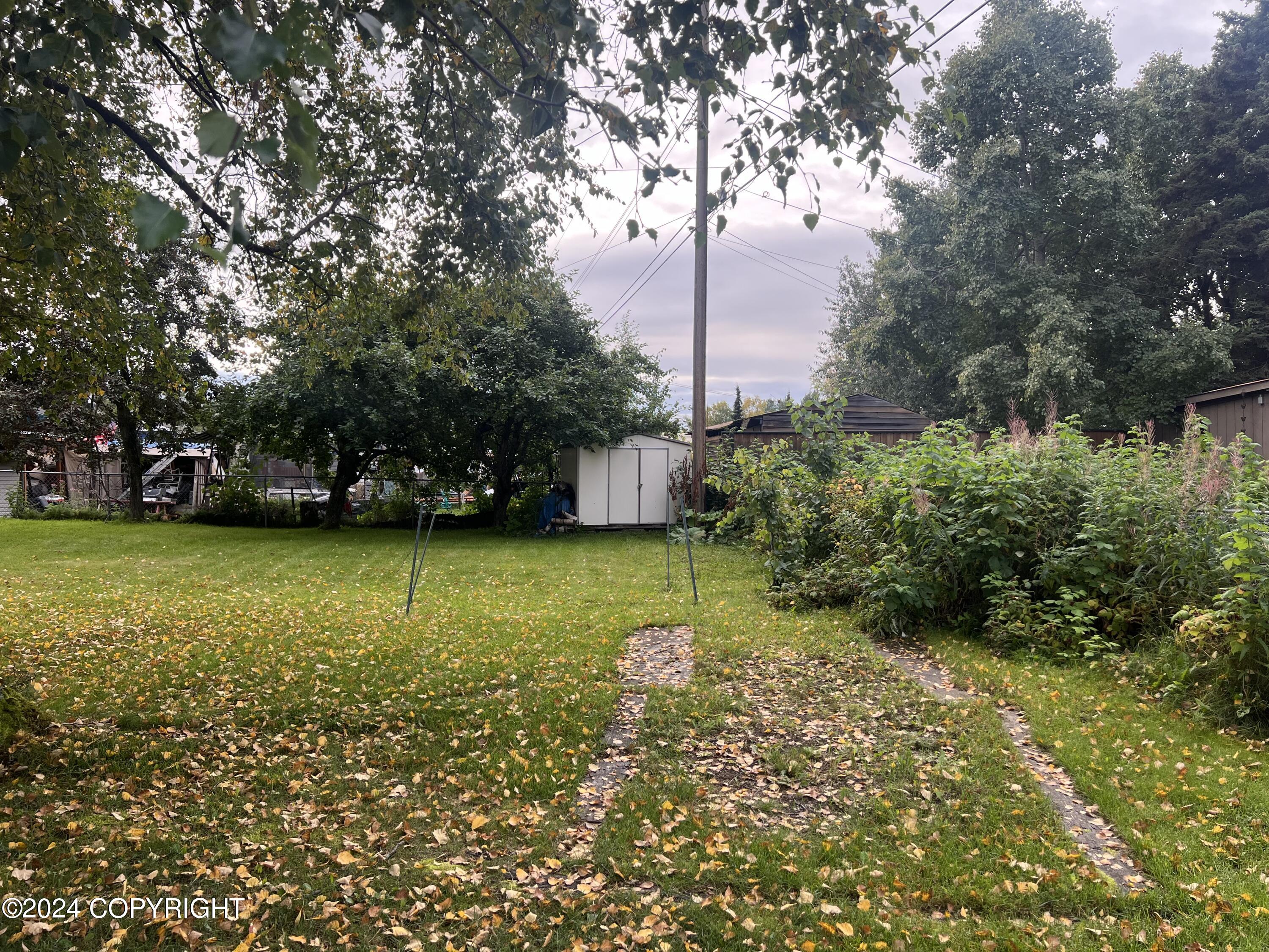 2201 W 47th Avenue
