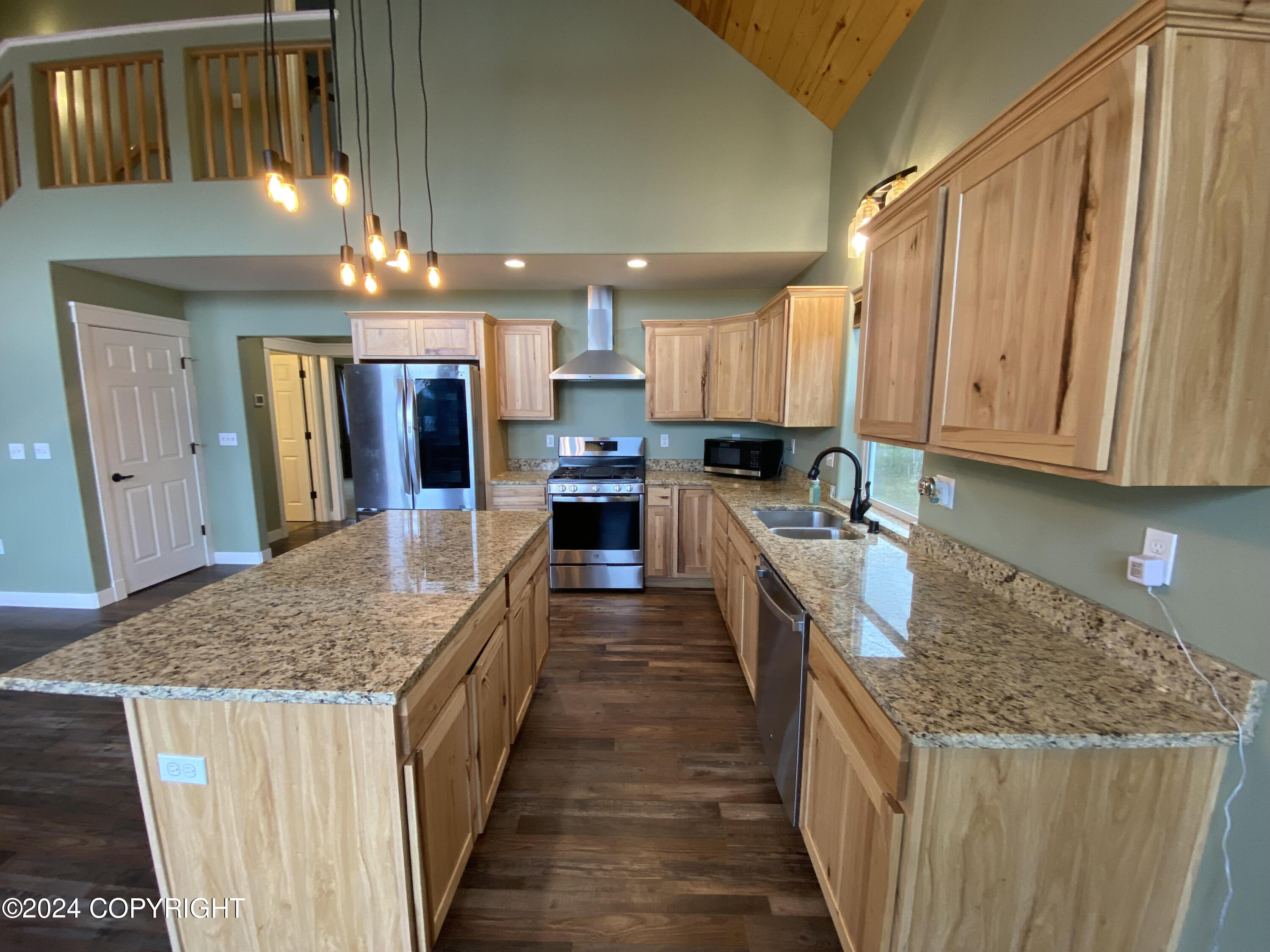 22441 Mirror Lake Drive