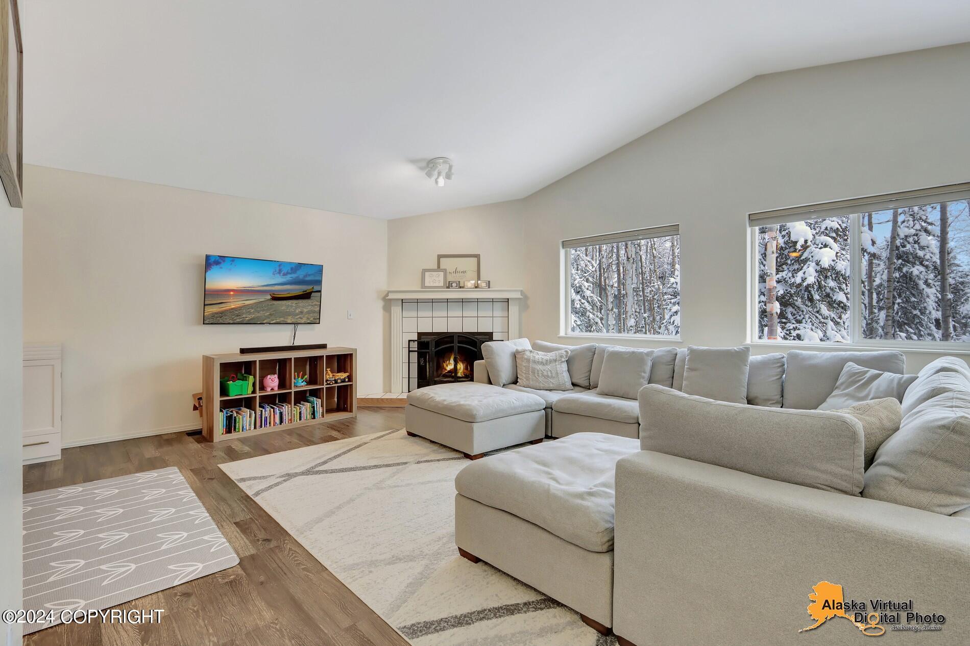 8543 Cross Pointe Loop