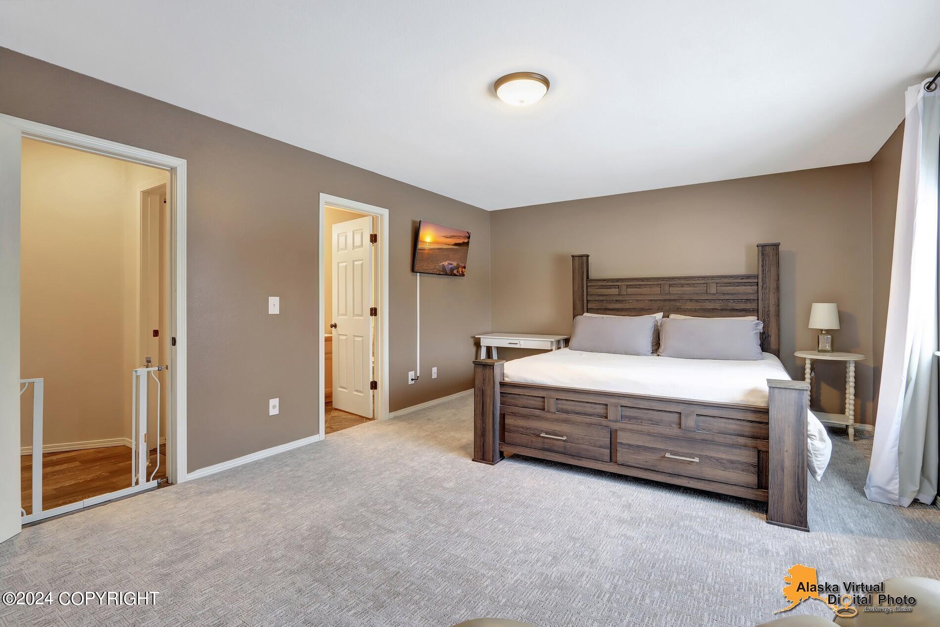 8543 Cross Pointe Loop