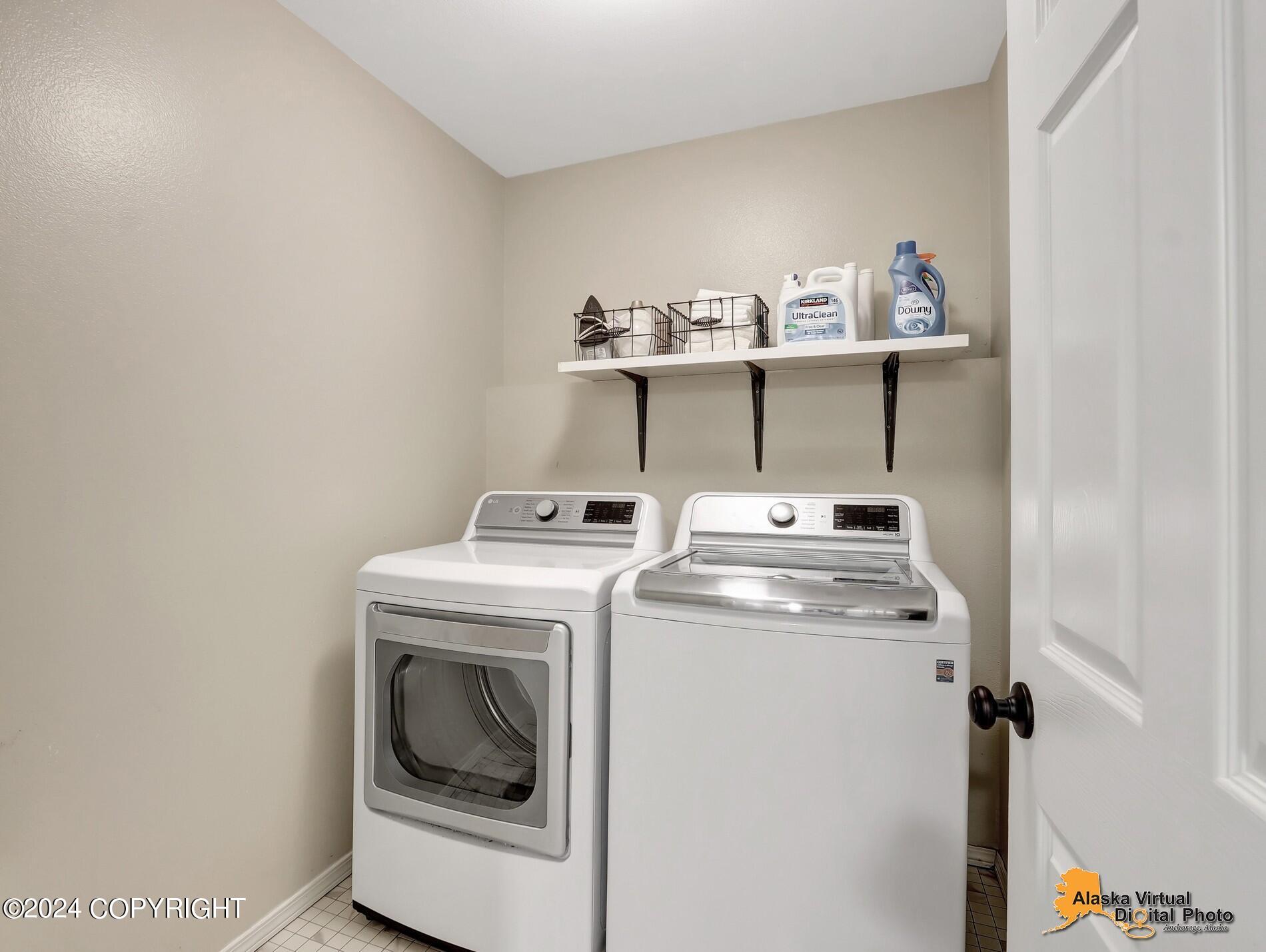 8543 Cross Pointe Loop