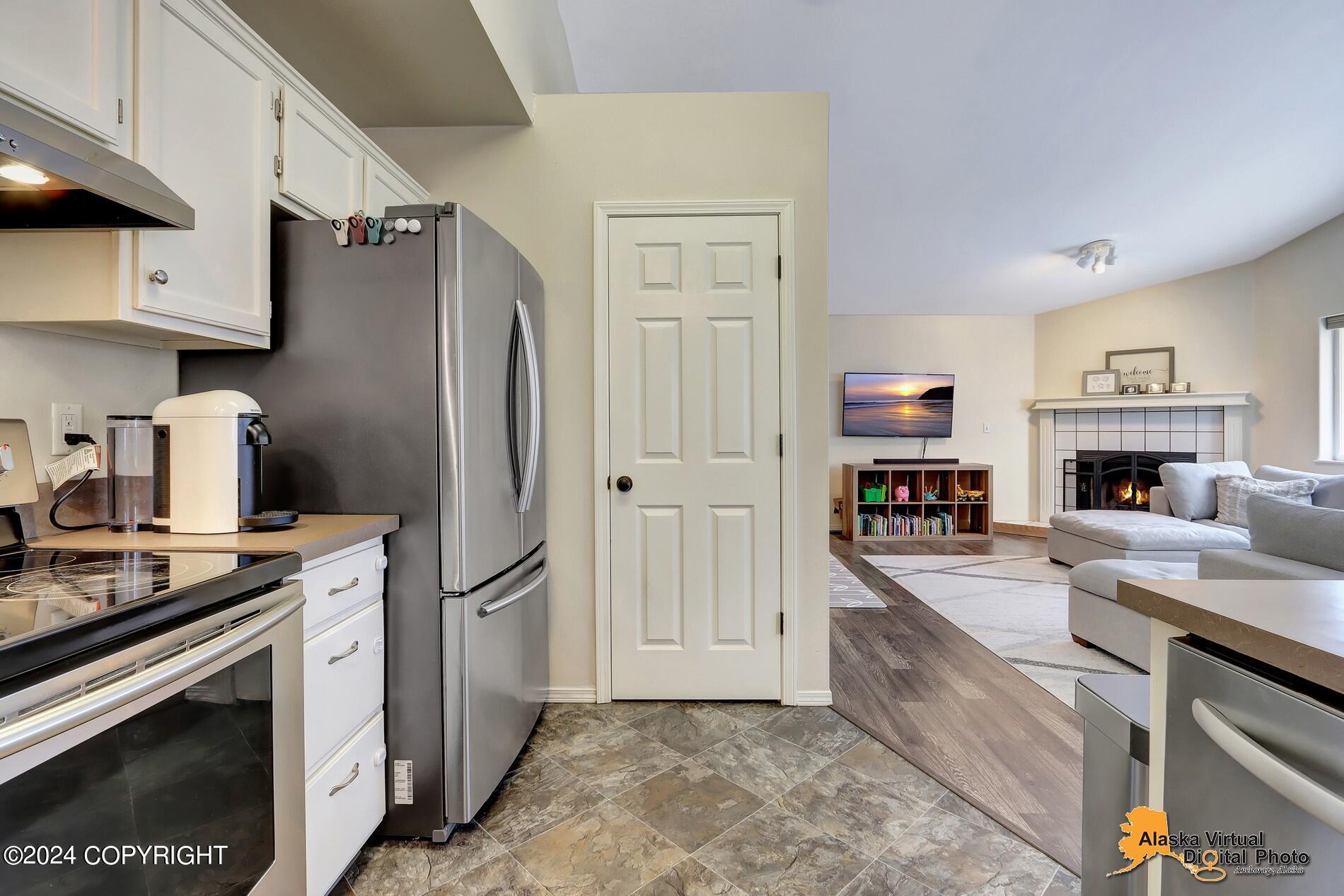8543 Cross Pointe Loop