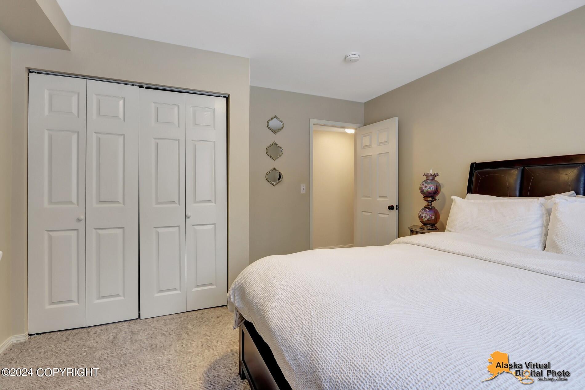 8543 Cross Pointe Loop