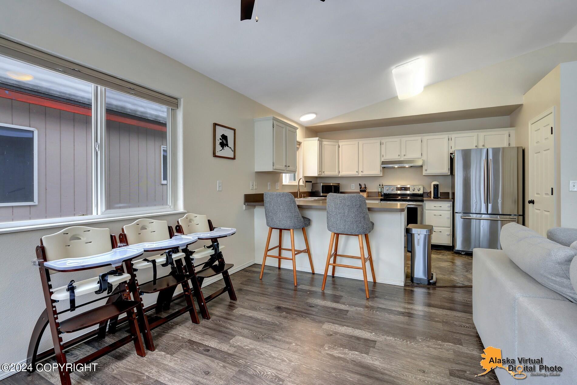 8543 Cross Pointe Loop