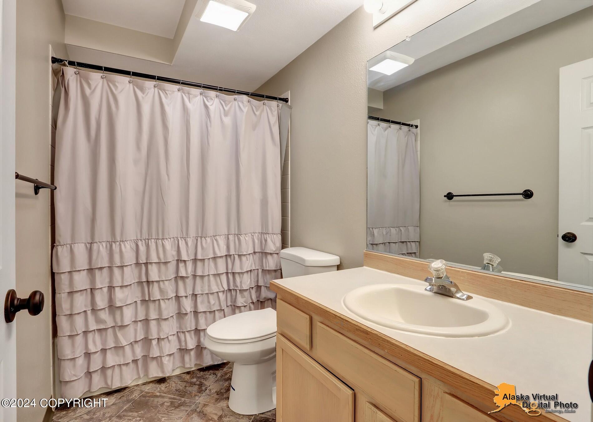 8543 Cross Pointe Loop