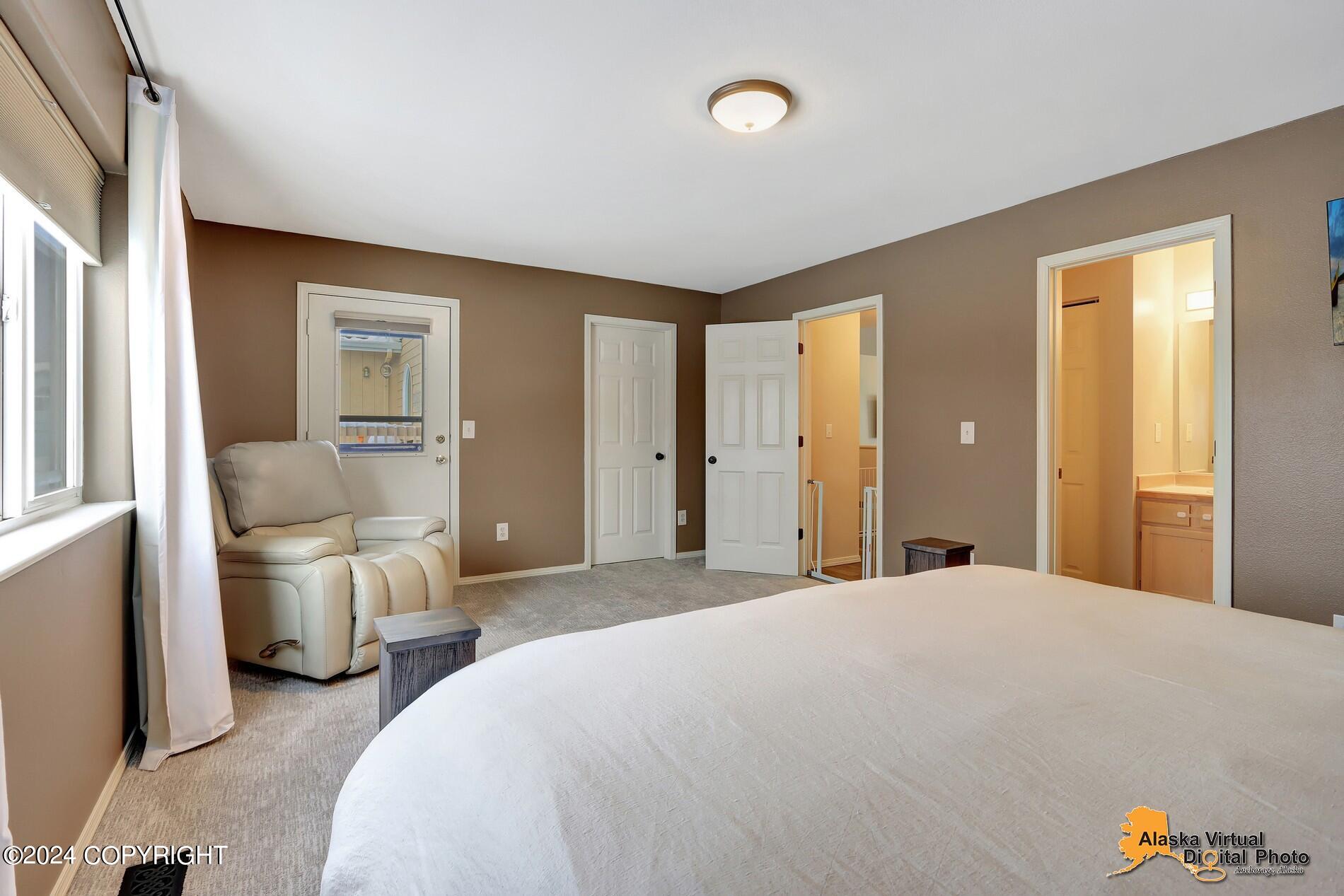 8543 Cross Pointe Loop