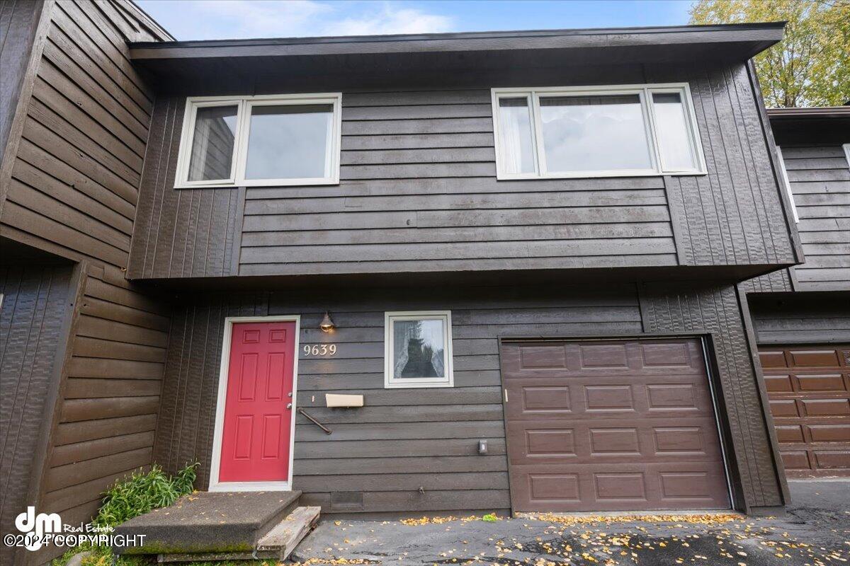 9639 Stonegate Drive