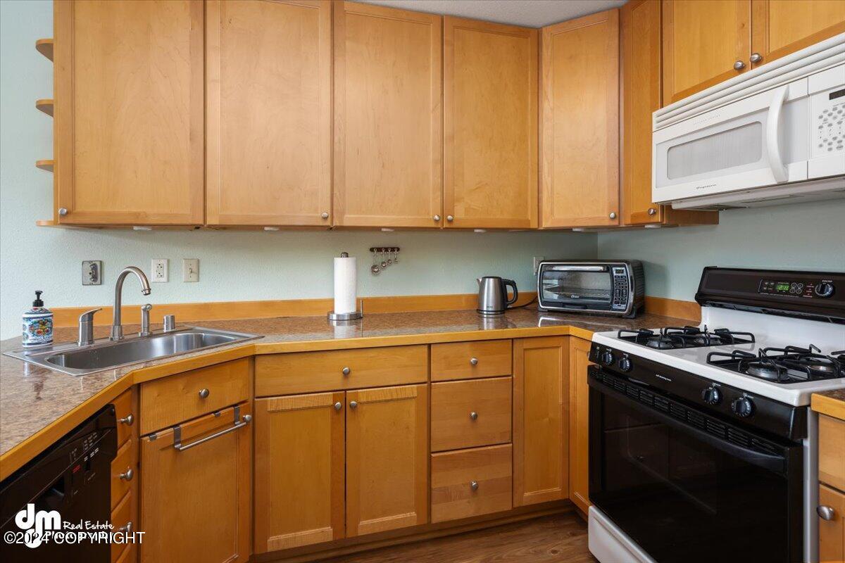 9639 Stonegate Drive