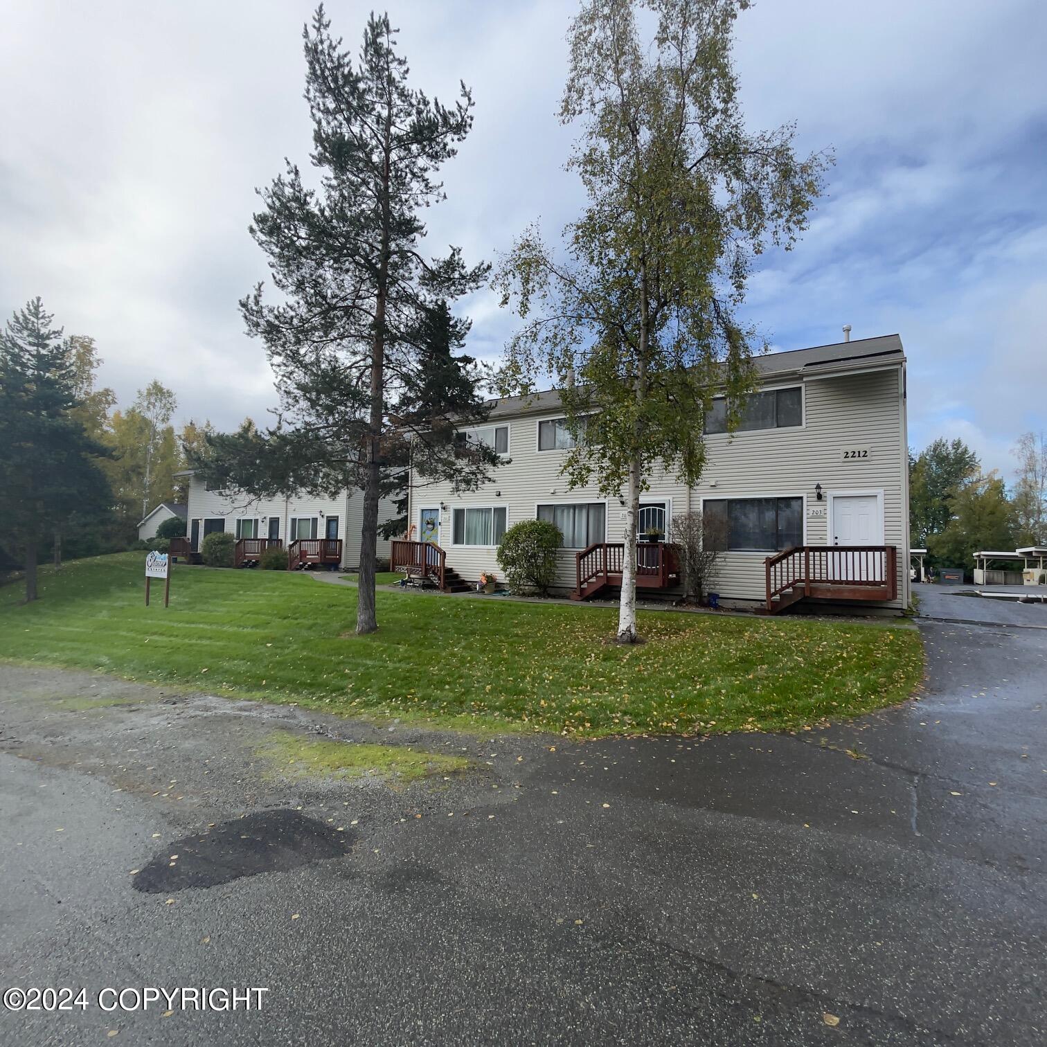2212 Glacier Street # 203