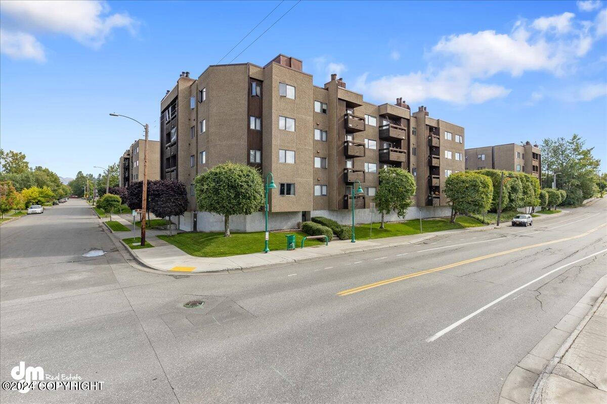 310 E 11th Avenue # 213