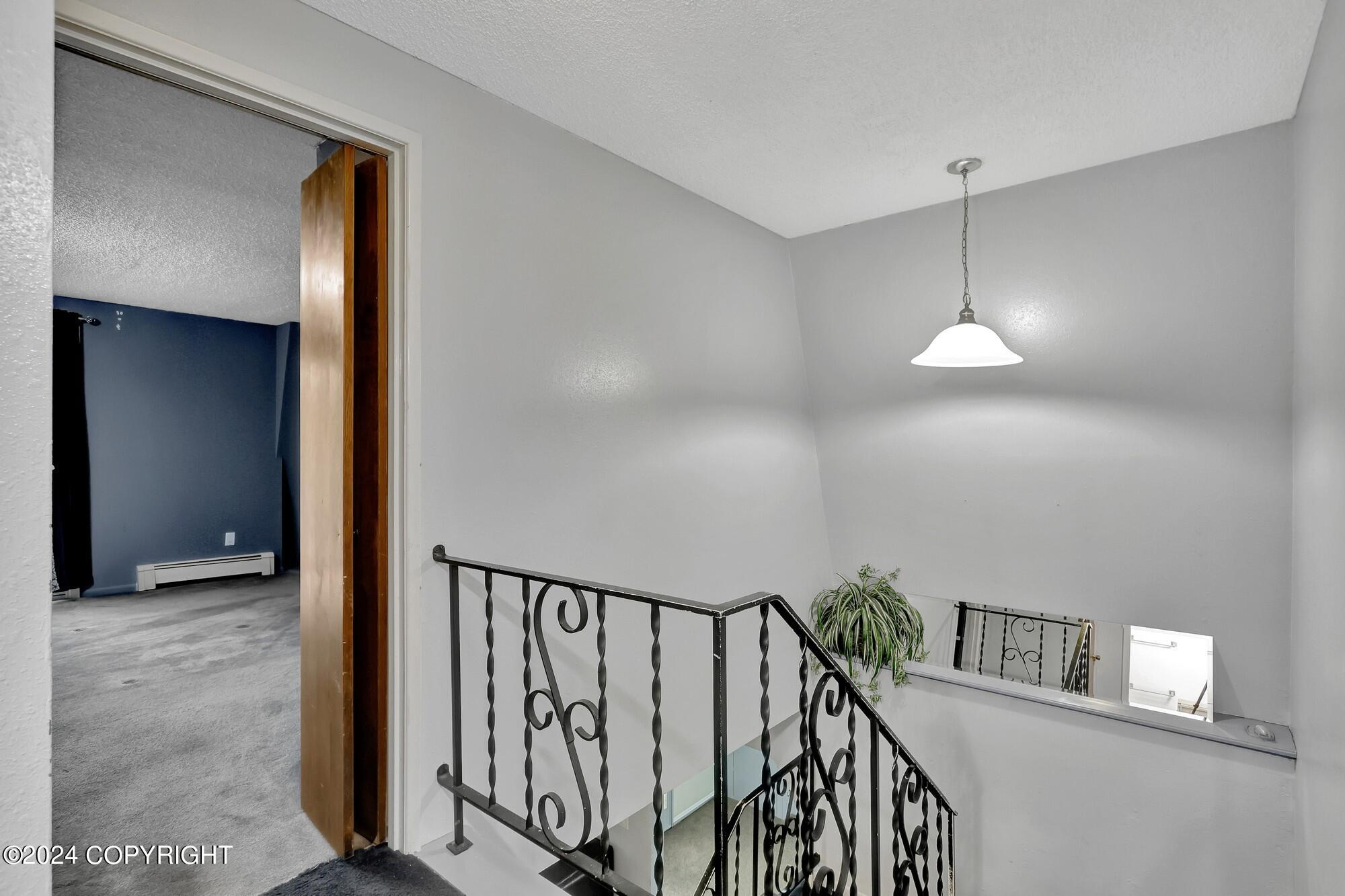 5929 Camden Circle