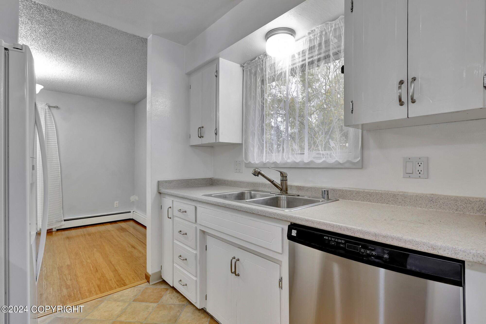 5929 Camden Circle