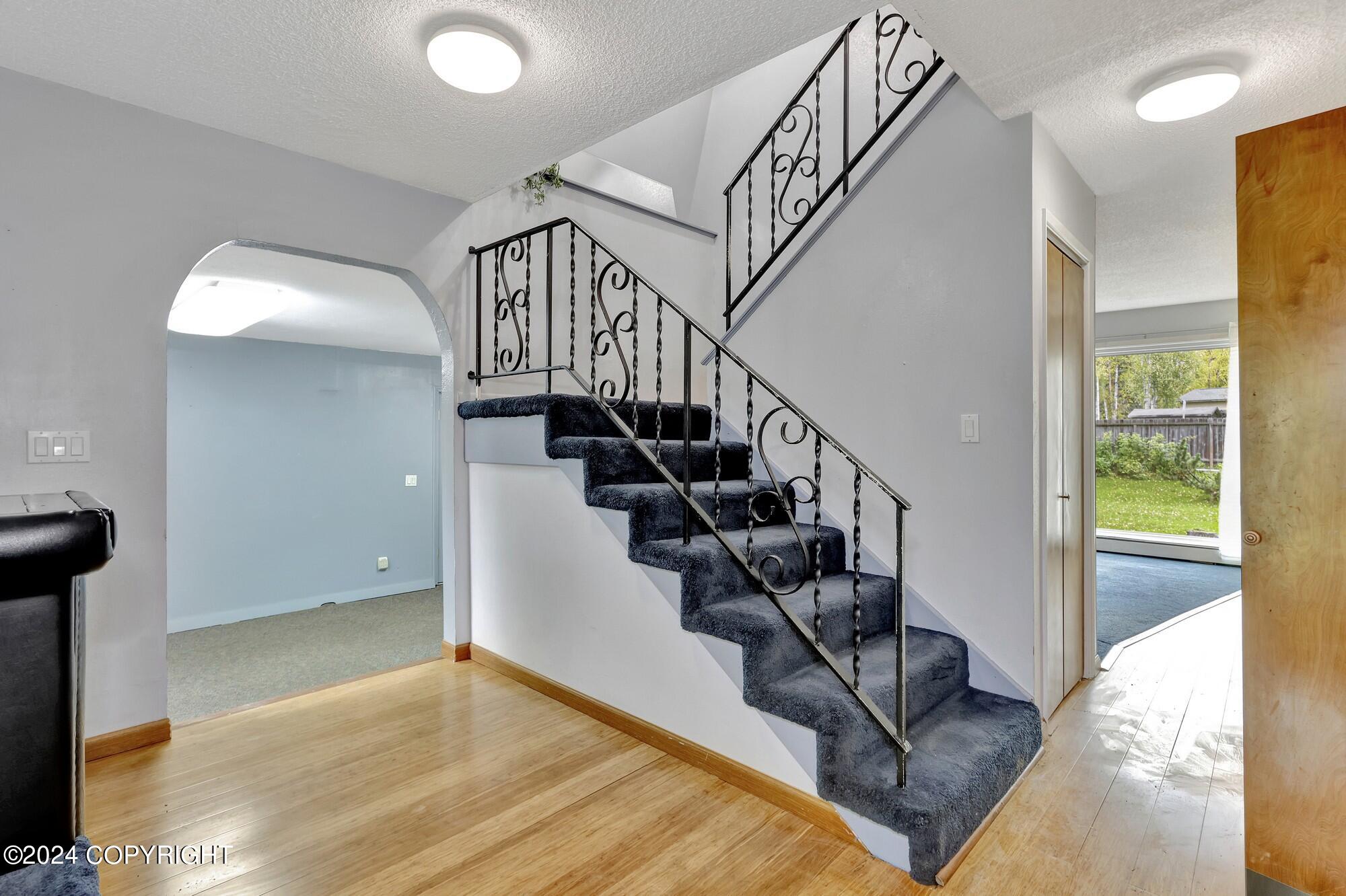 5929 Camden Circle