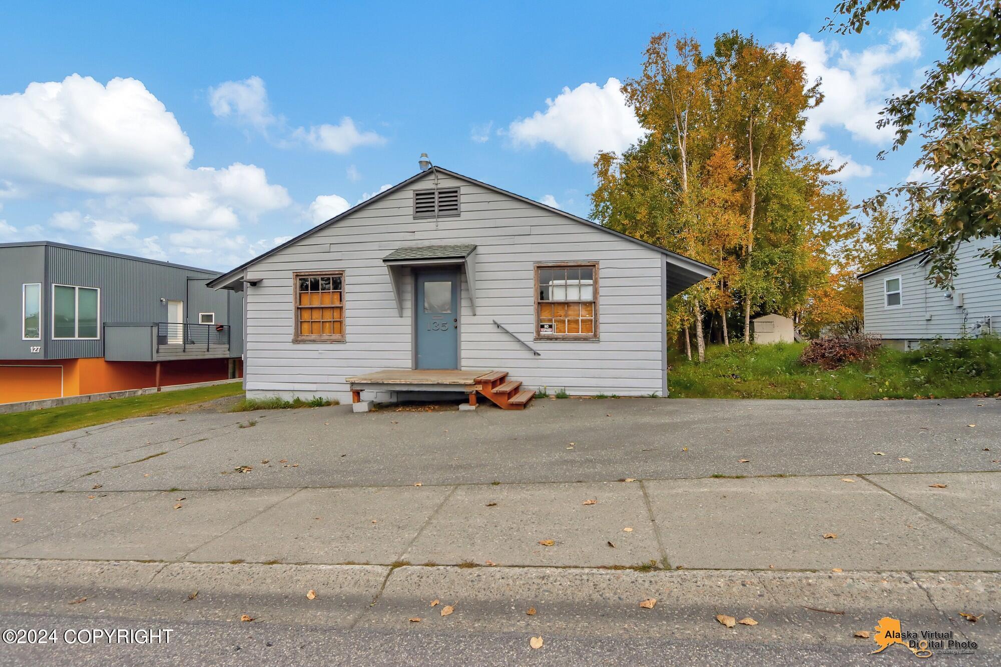 135 E 13th Avenue