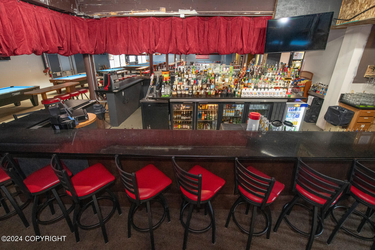 903 W Northern Lights Boulevard