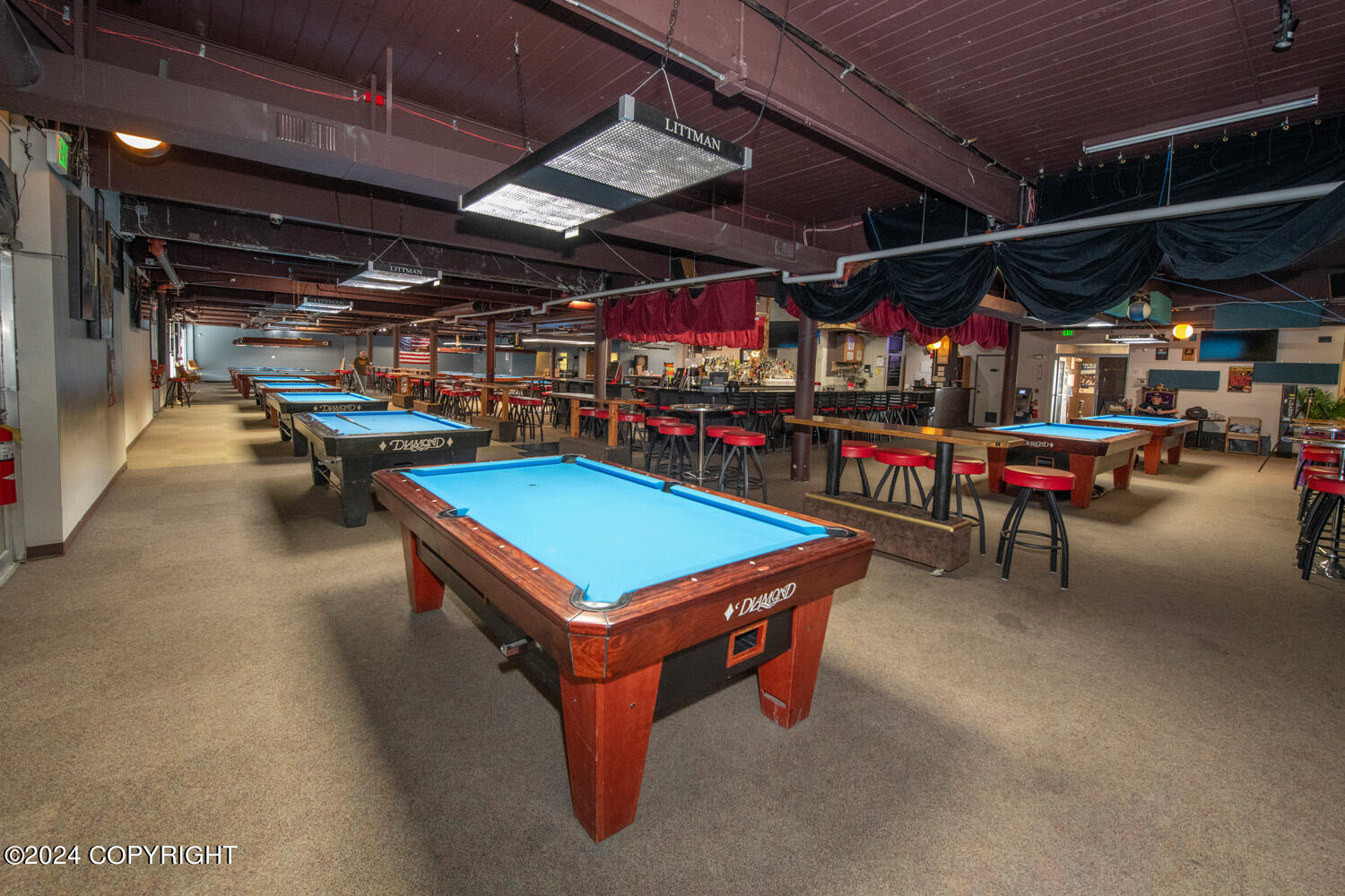 903 W Northern Lights Boulevard