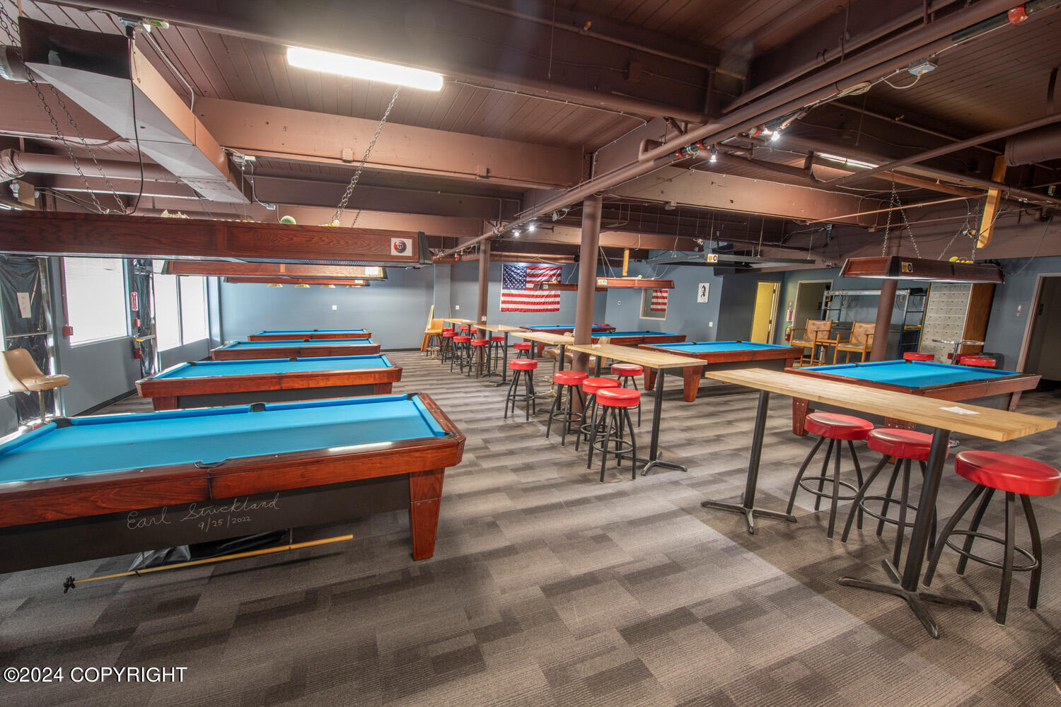 903 W Northern Lights Boulevard