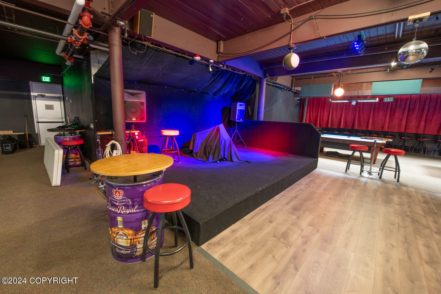 903 W Northern Lights Boulevard