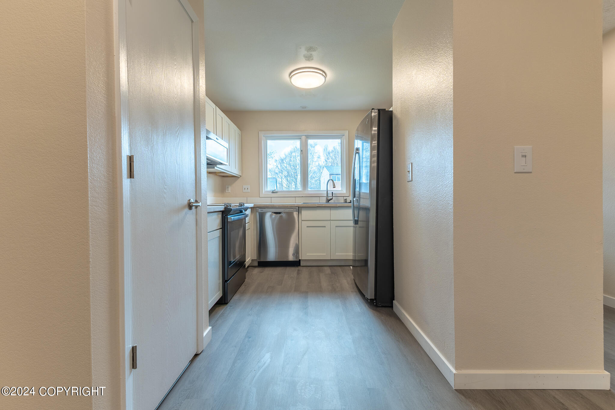 1849 Bellevue Loop