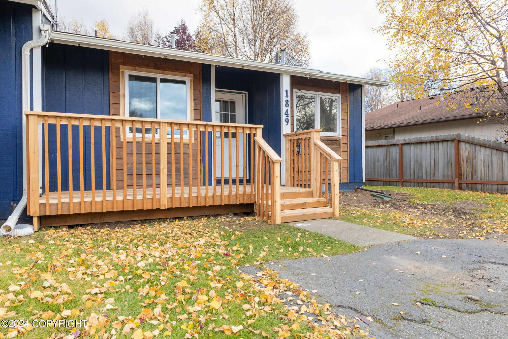 1849 Bellevue Loop