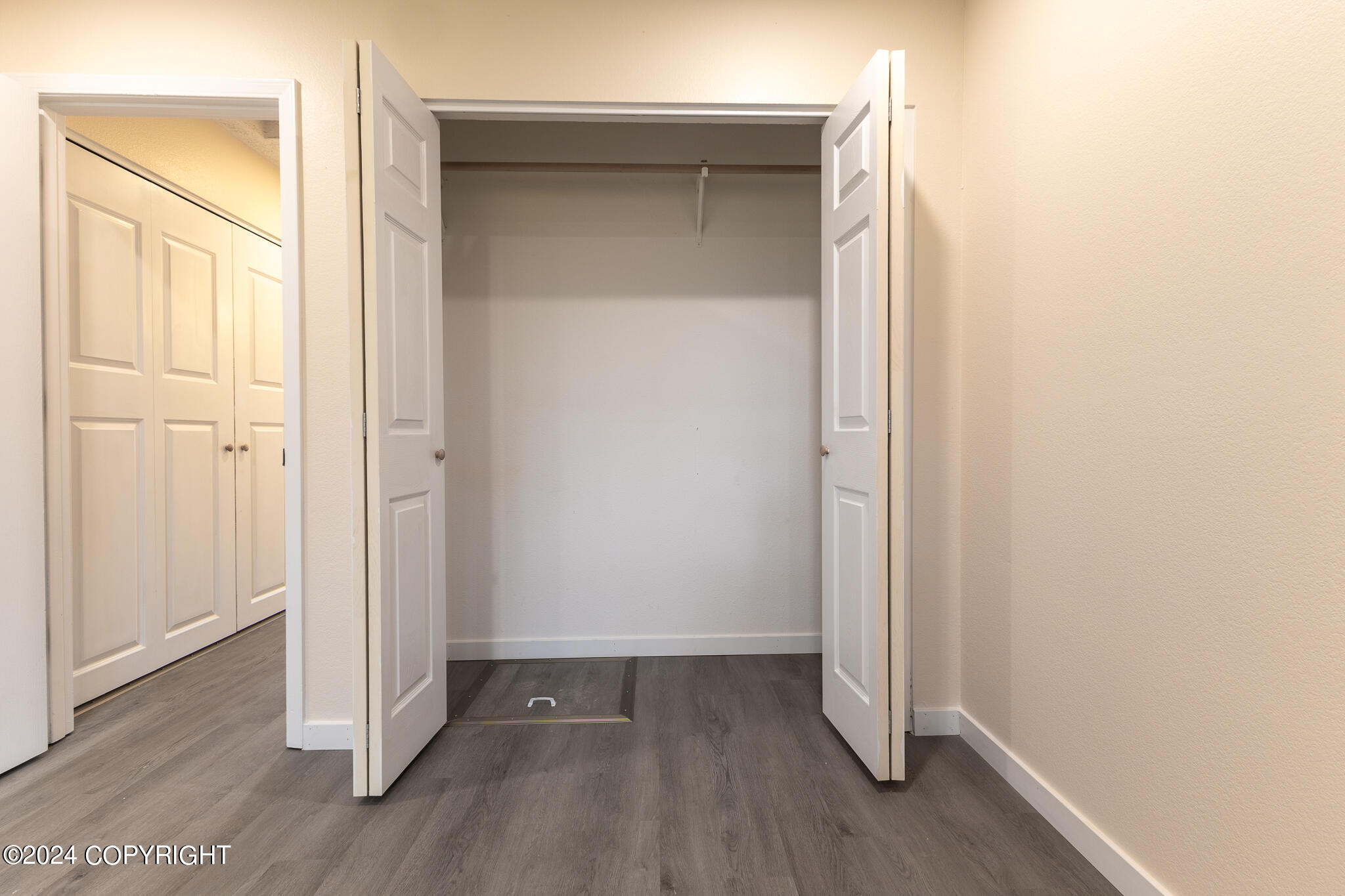 1849 Bellevue Loop