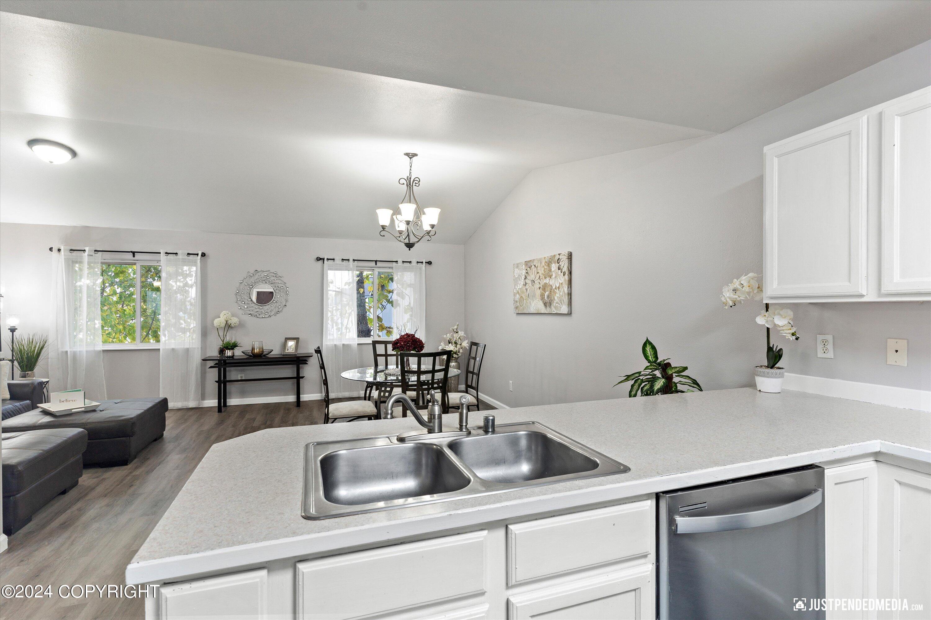 5686 Alora Loop