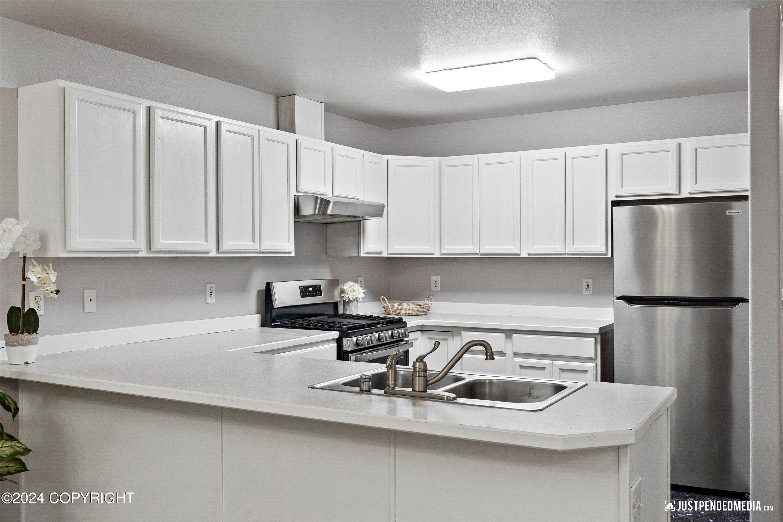 5686 Alora Loop