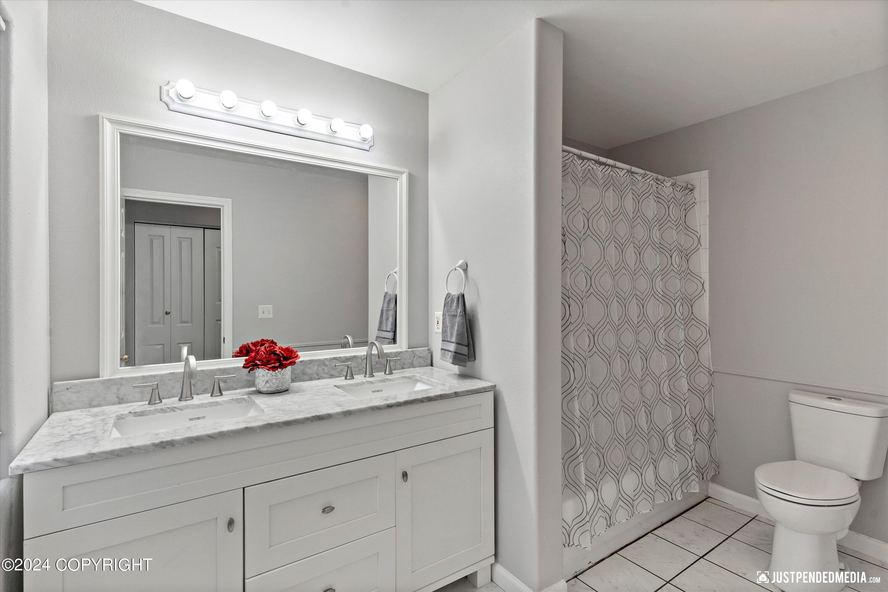 5686 Alora Loop