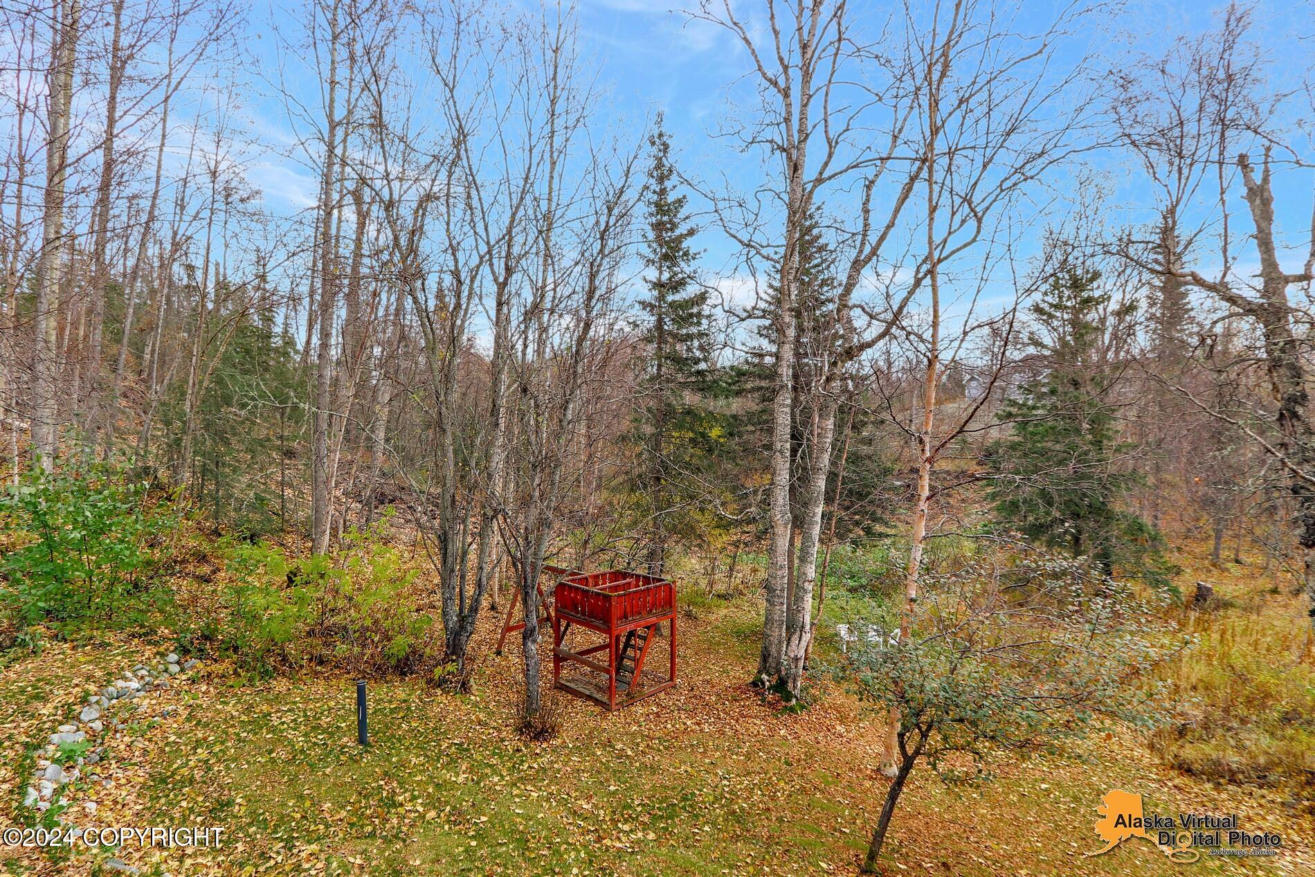 1505 N Golden Hills Drive