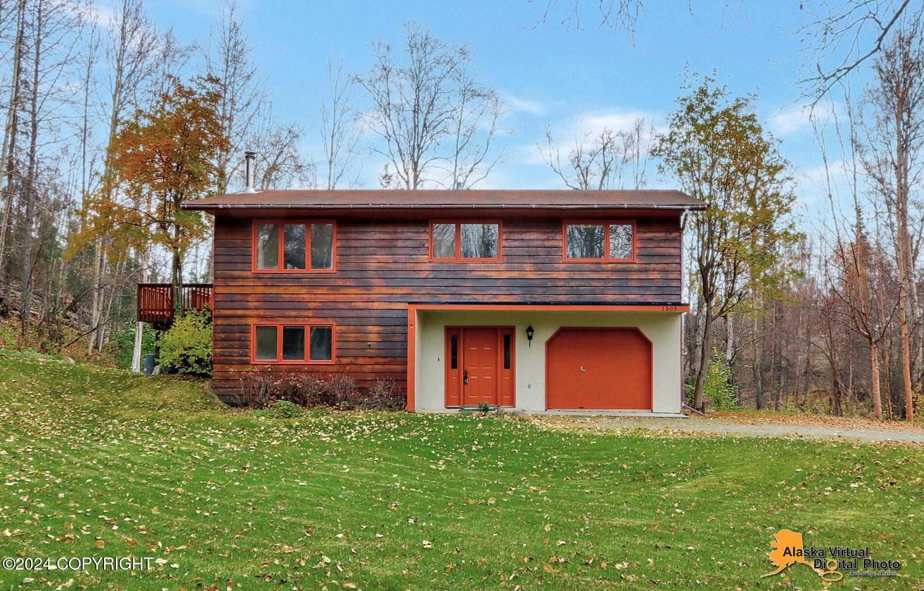 1505 N Golden Hills Drive