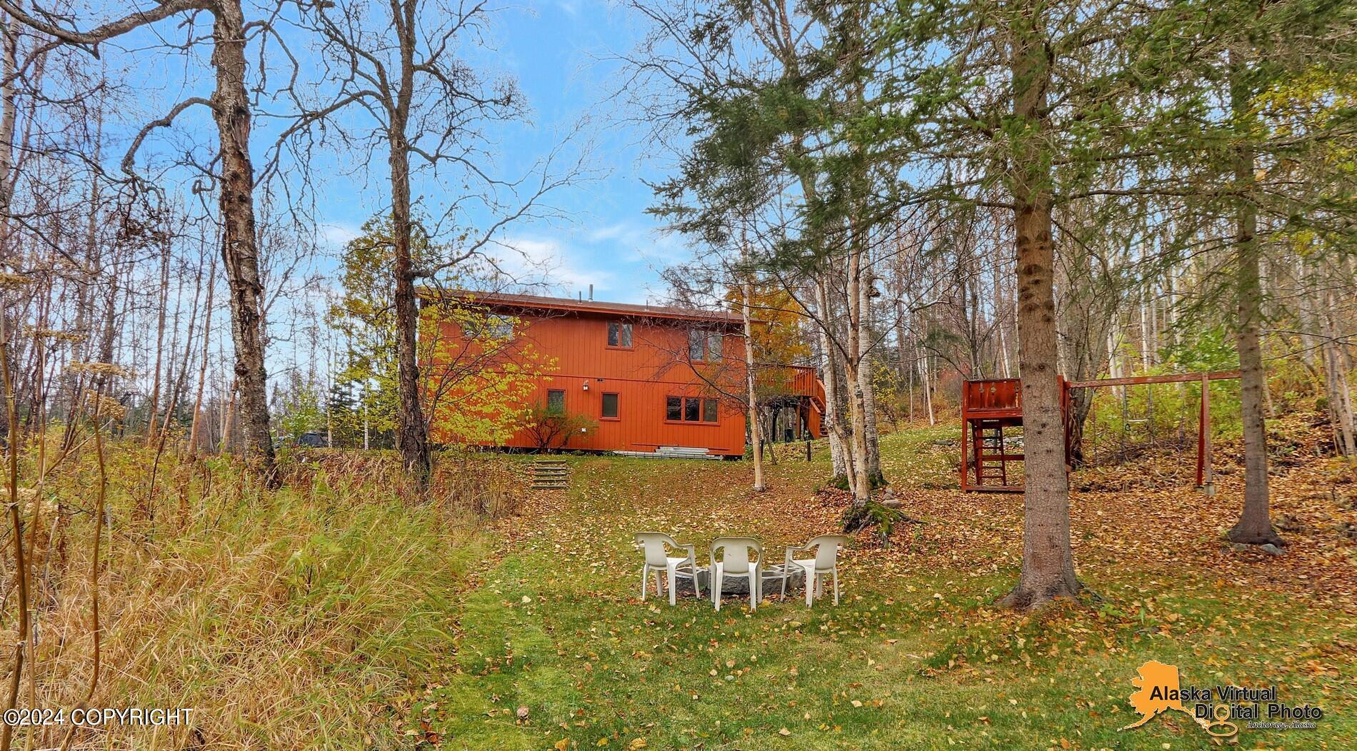 1505 N Golden Hills Drive