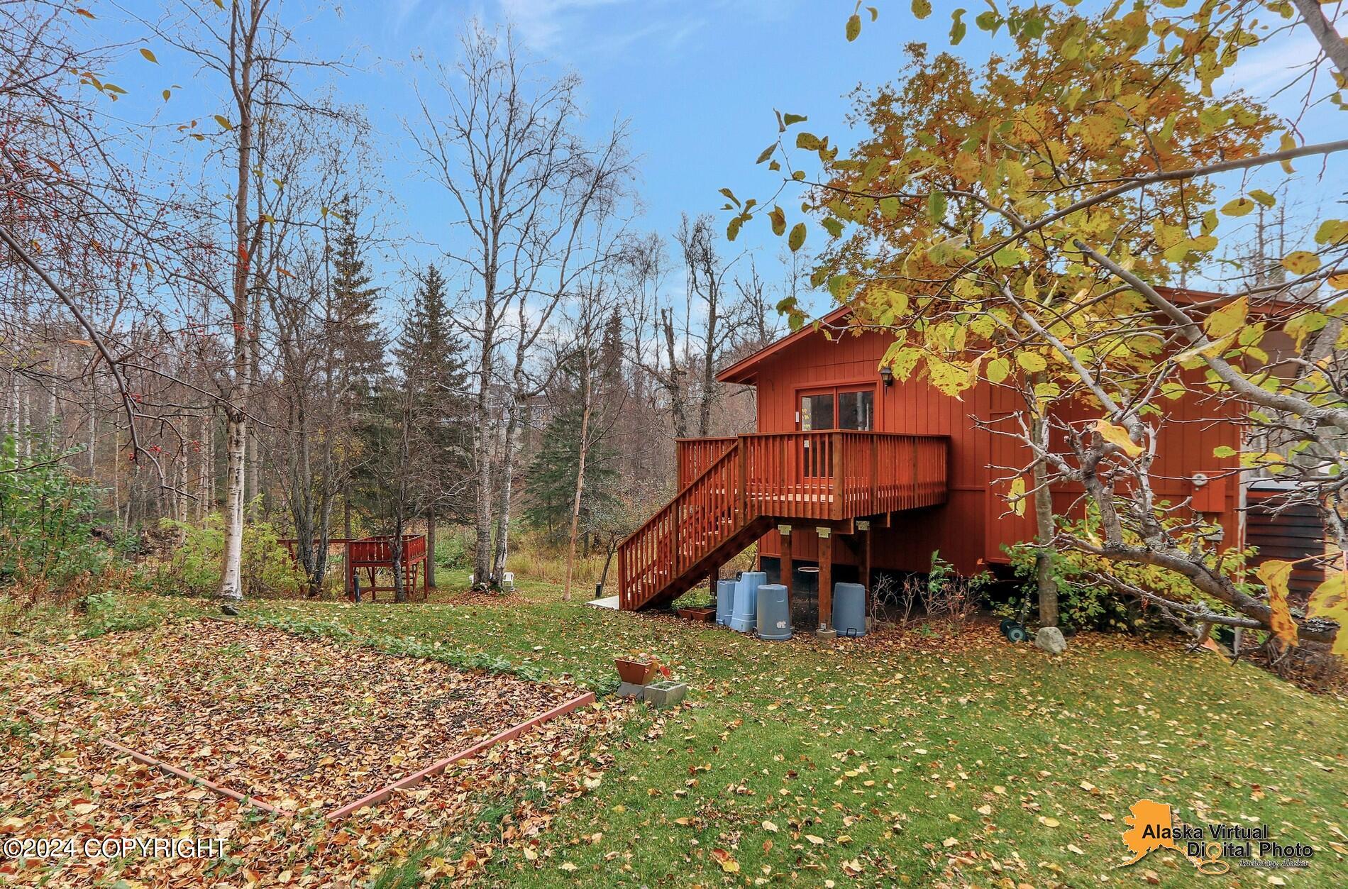 1505 N Golden Hills Drive