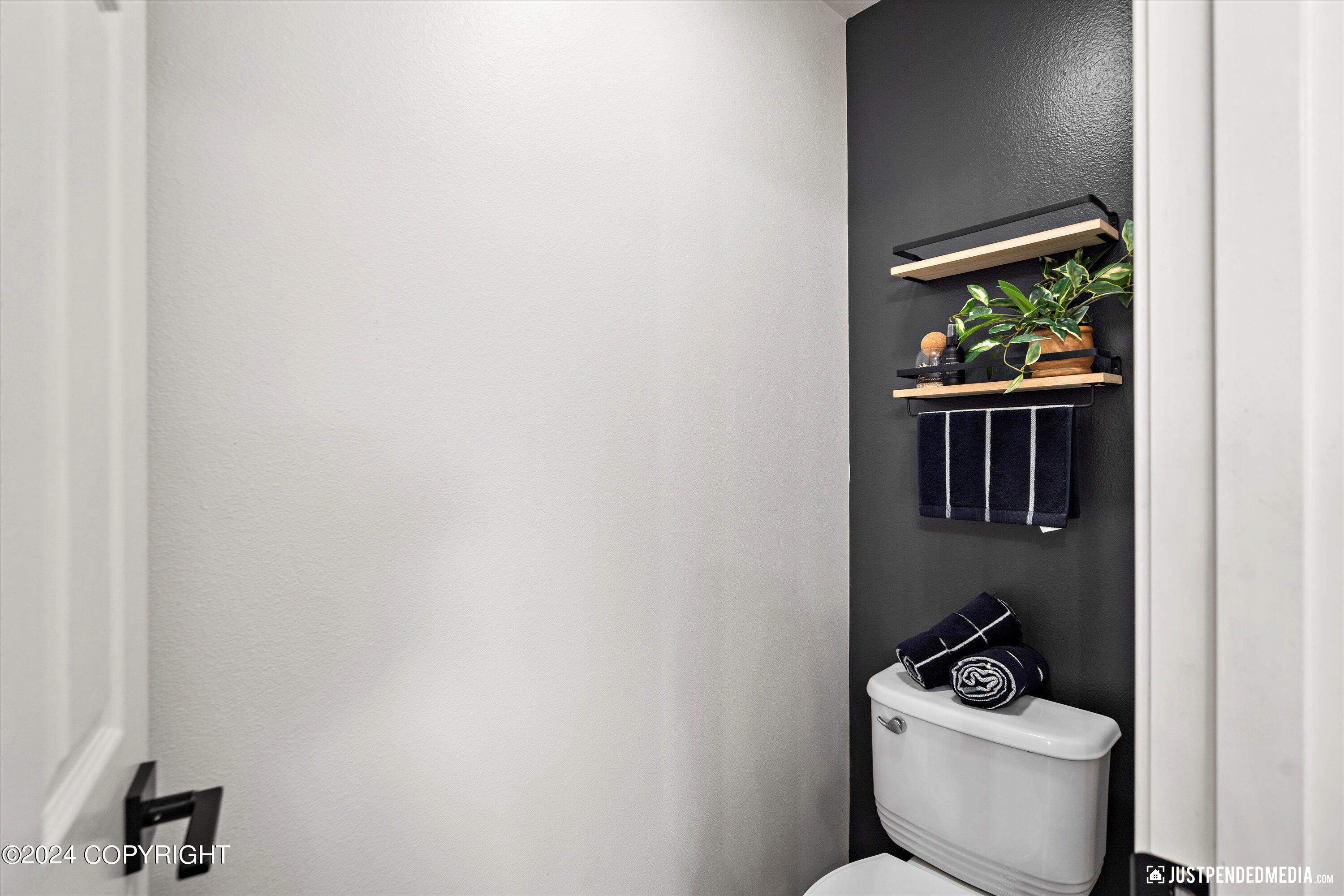 10909 Solitude Circle