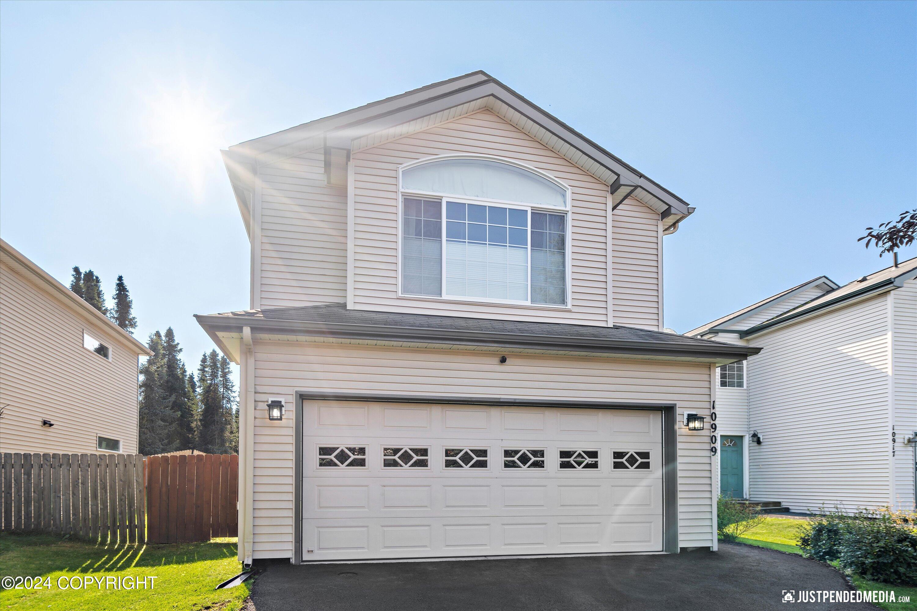 10909 Solitude Circle