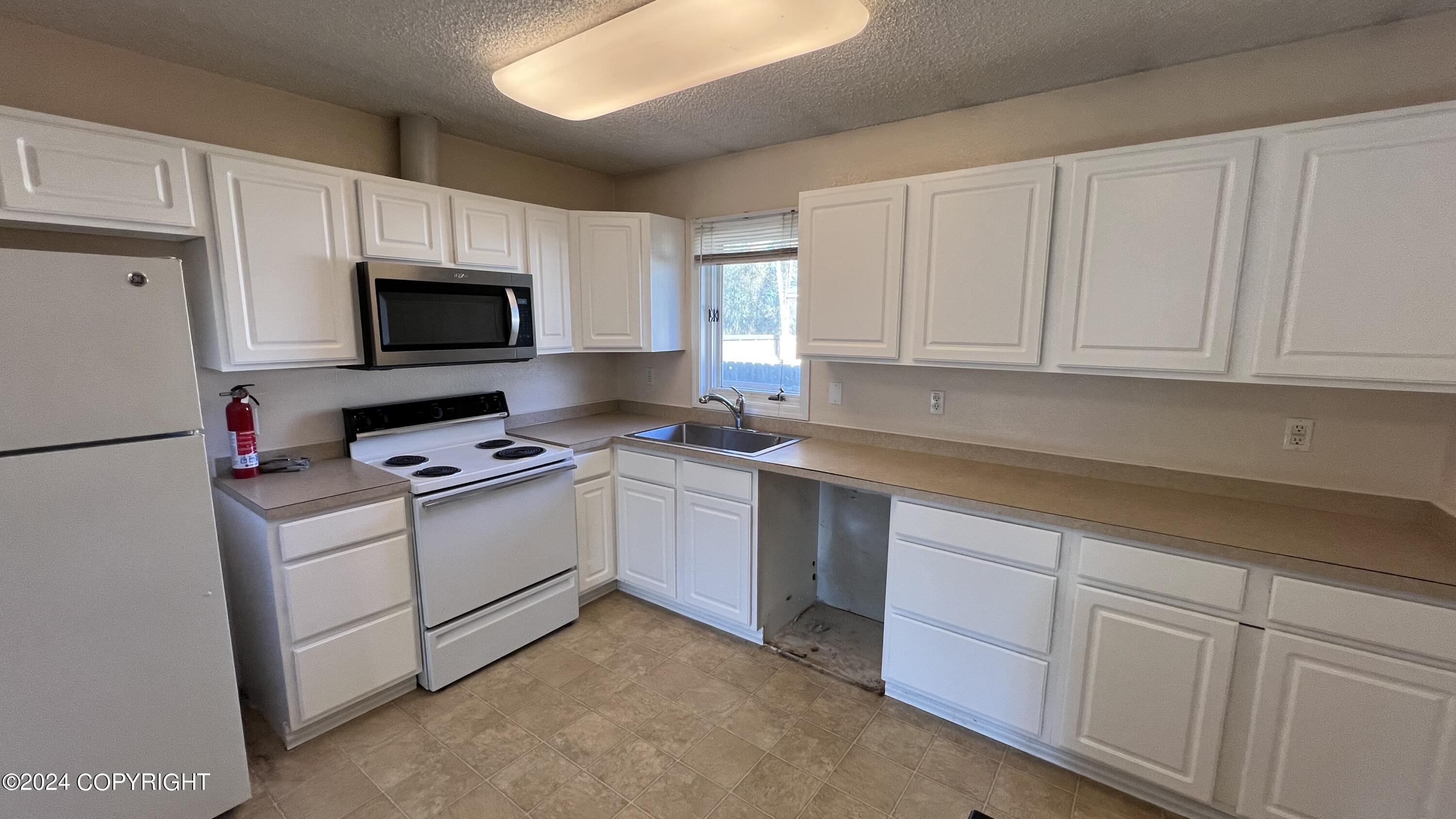 8240 Barnett Drive # 2 Unit: #2