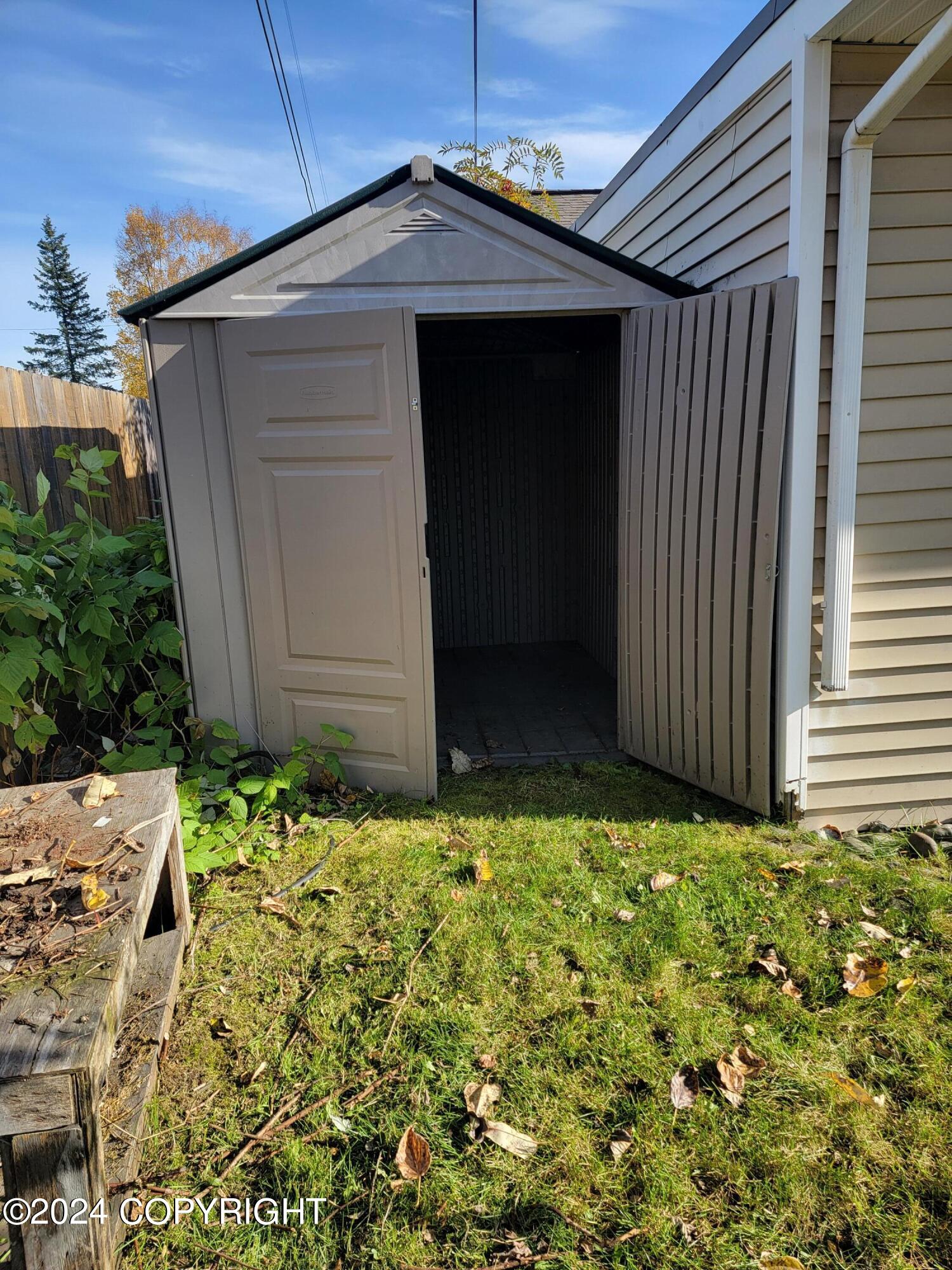 1402 Nunaka Drive