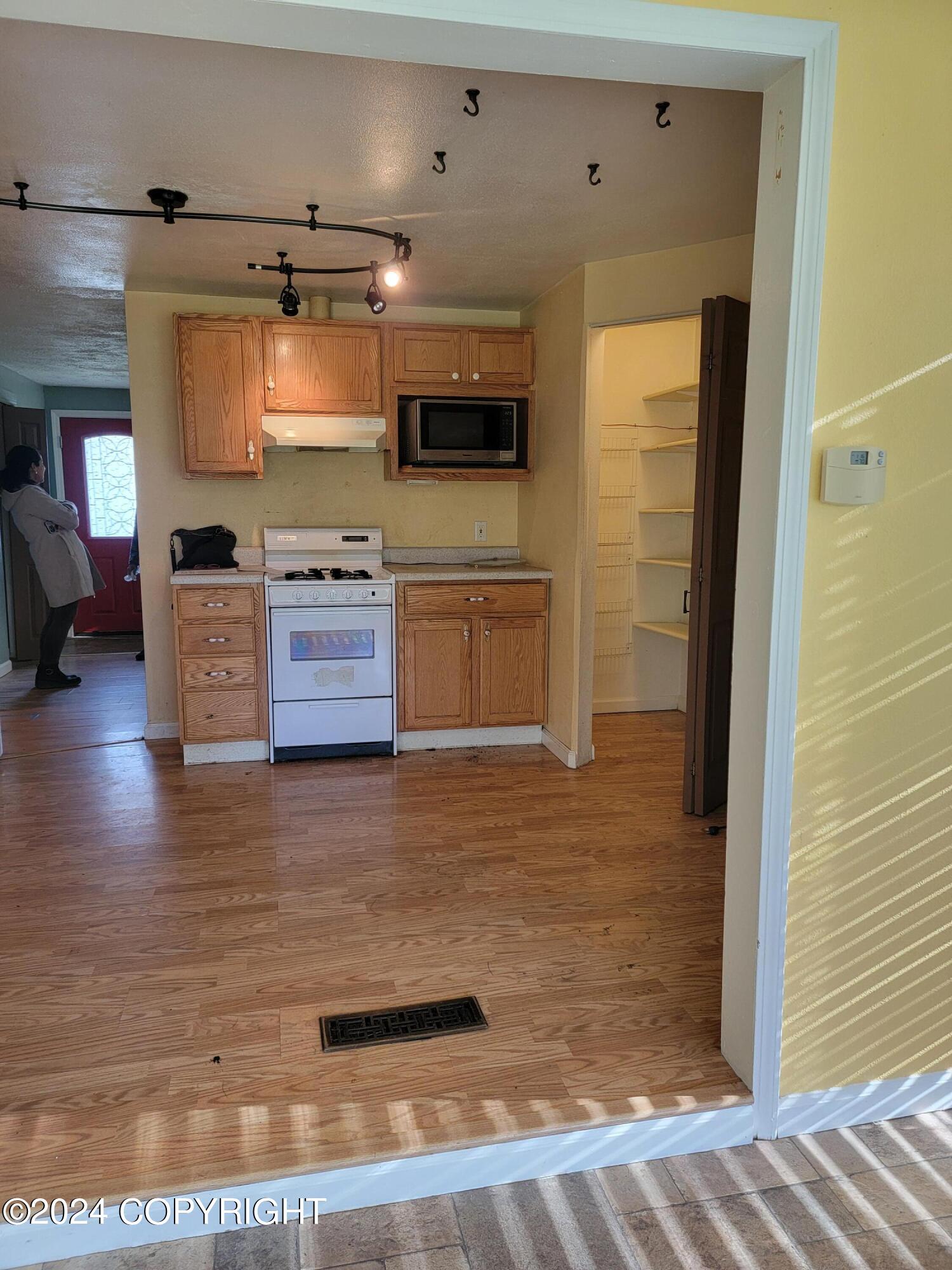 1402 Nunaka Drive