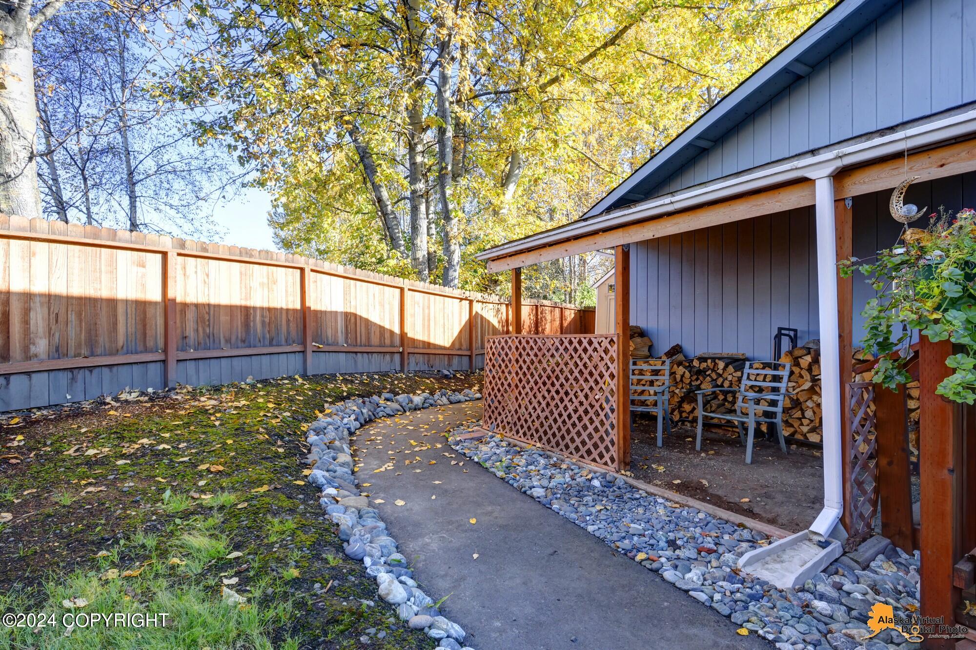 7701 Hill View Circle