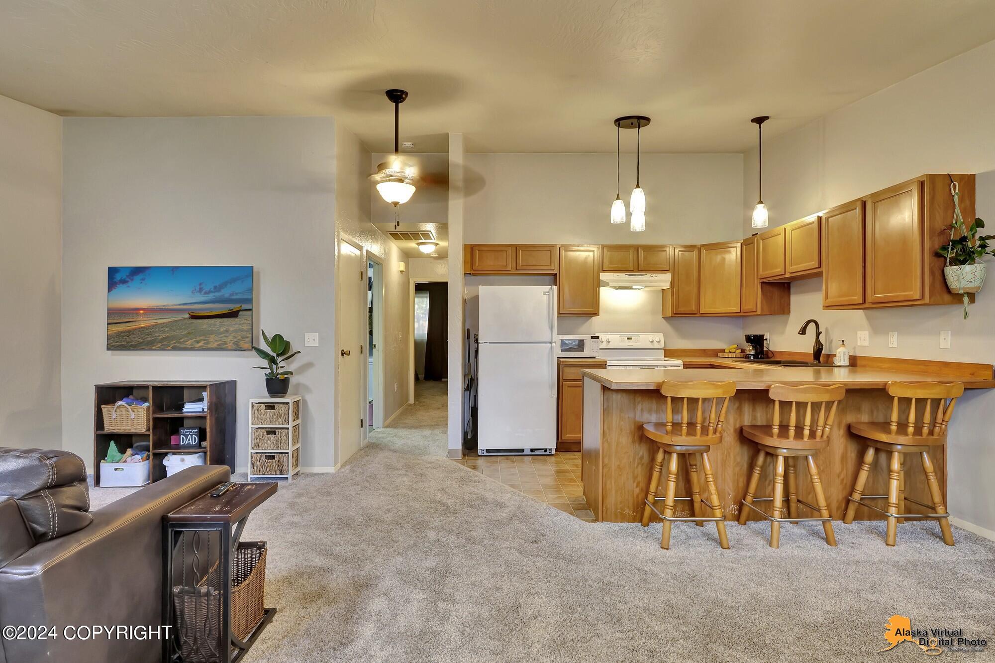 7701 Hill View Circle