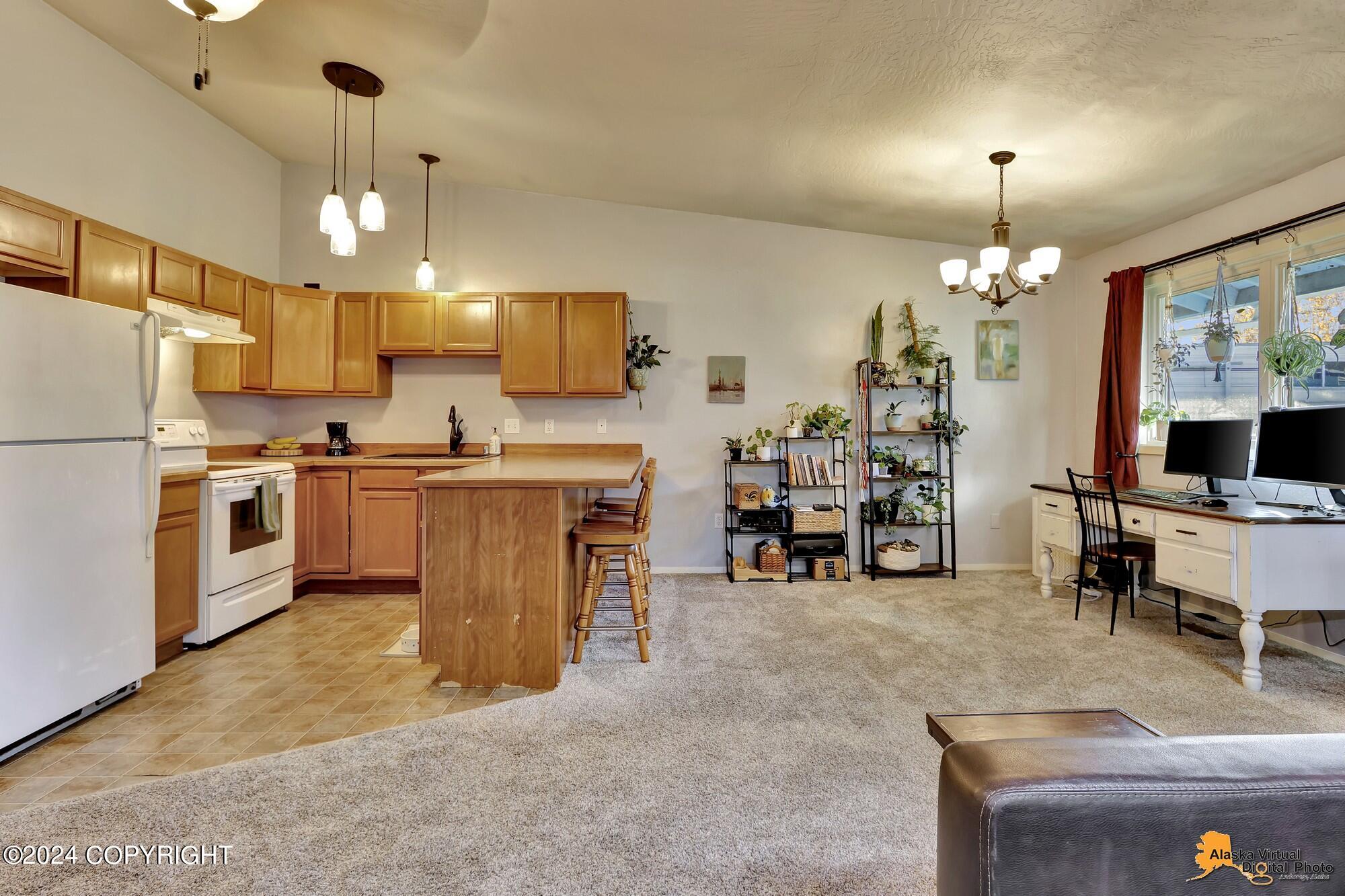 7701 Hill View Circle