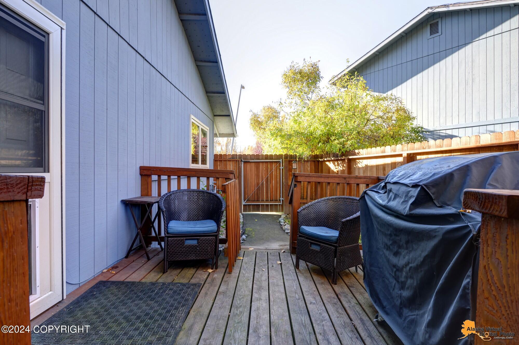 7701 Hill View Circle