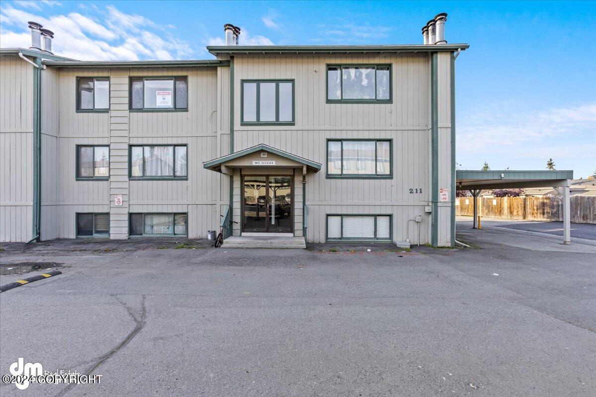 211 McCarrey Street # 18B Unit: I-18B