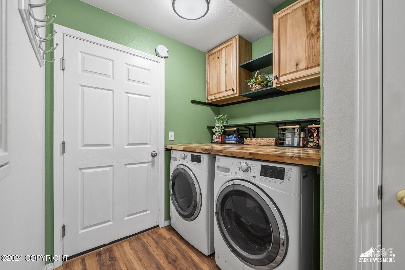 6739 Delong Landing Circle