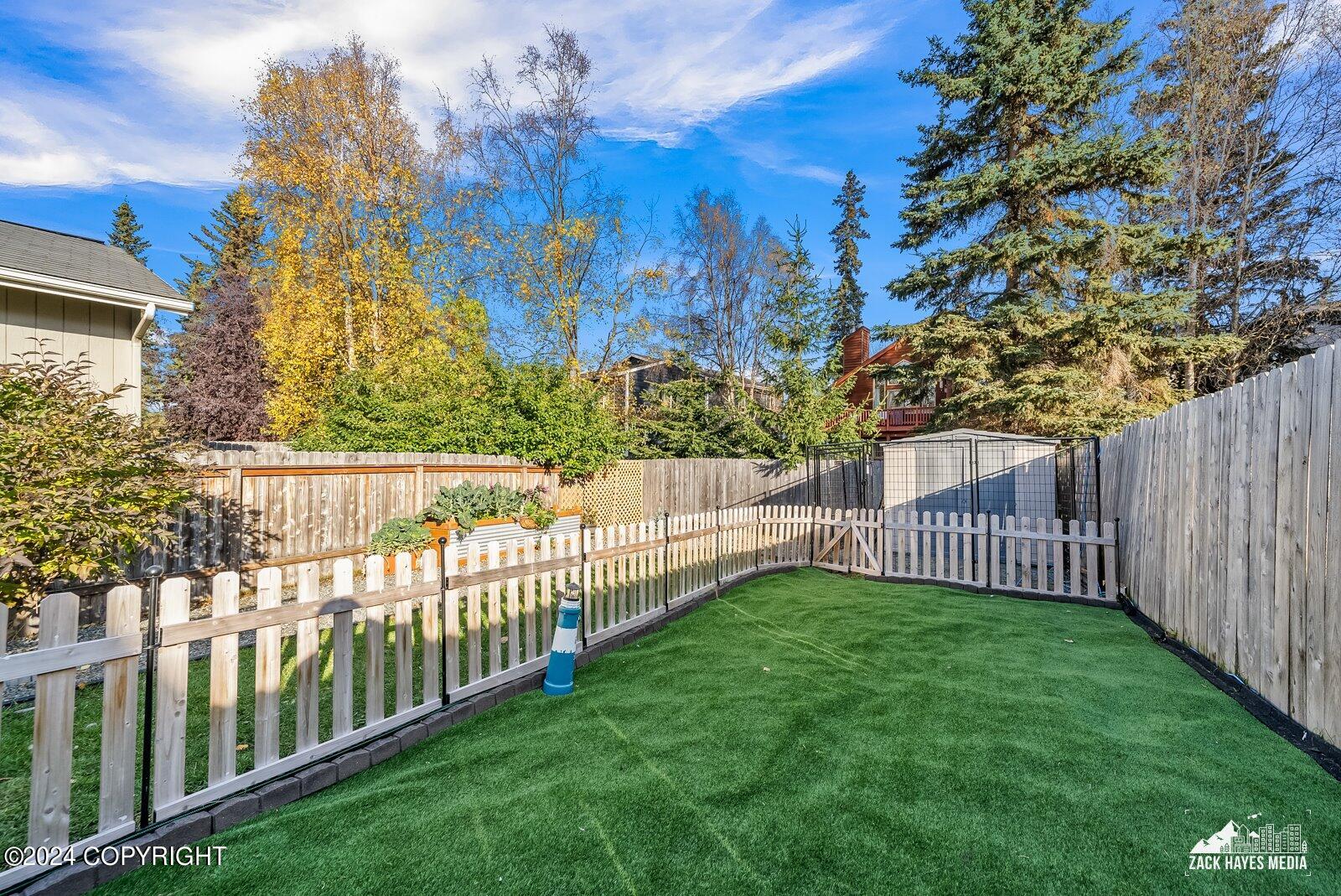 6739 Delong Landing Circle