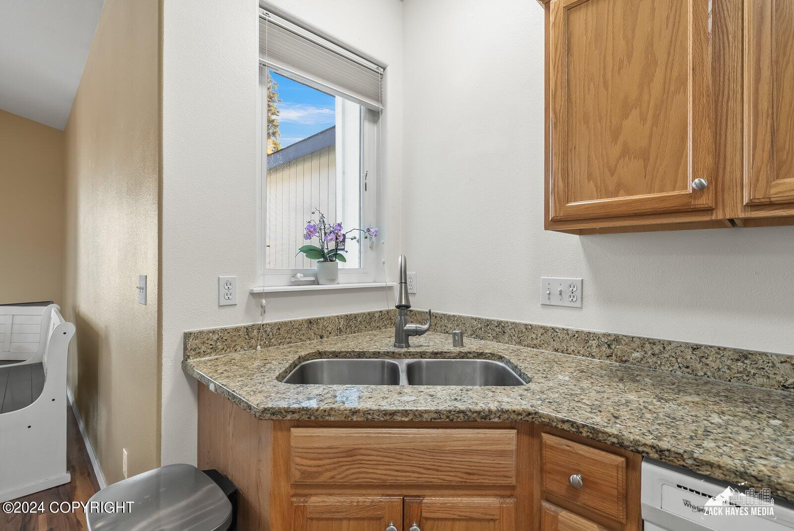 6739 Delong Landing Circle