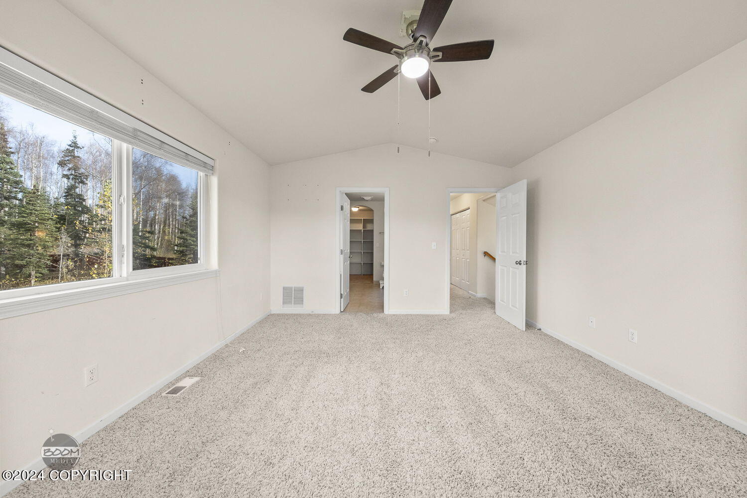 2650 W Discovery Loop