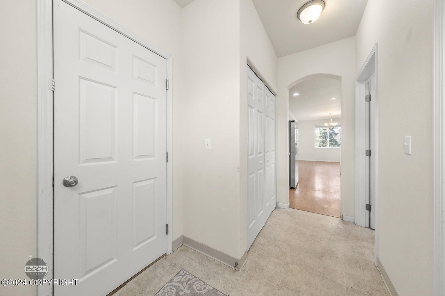 2650 W Discovery Loop