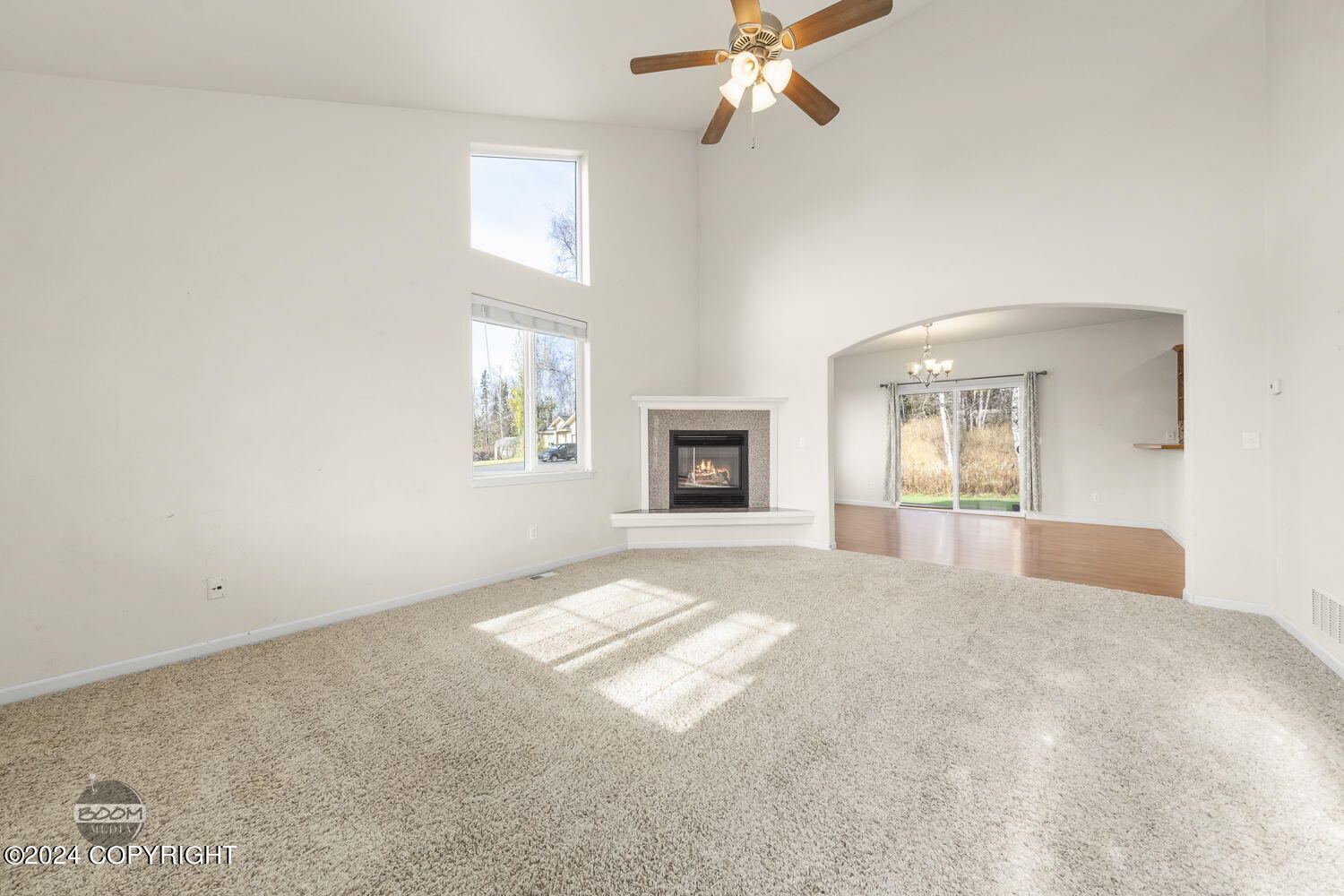 2650 W Discovery Loop