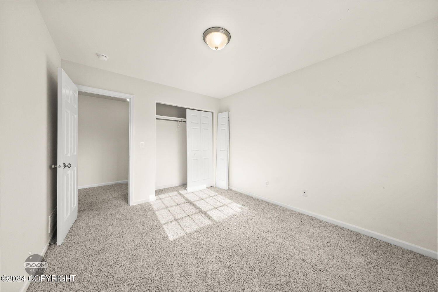 2650 W Discovery Loop