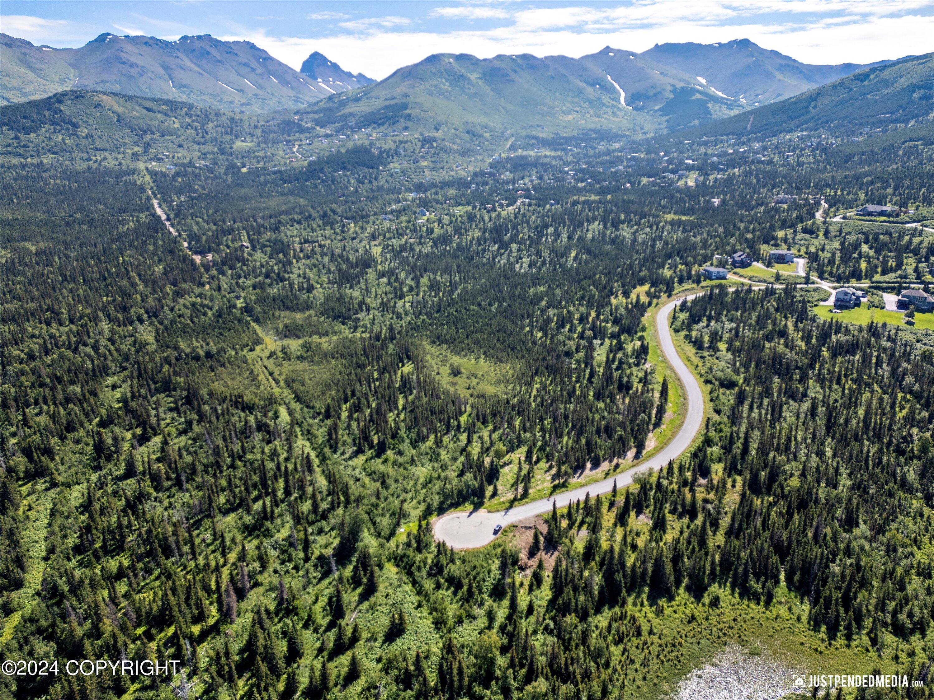 L2 B5 Mountain Air Drive